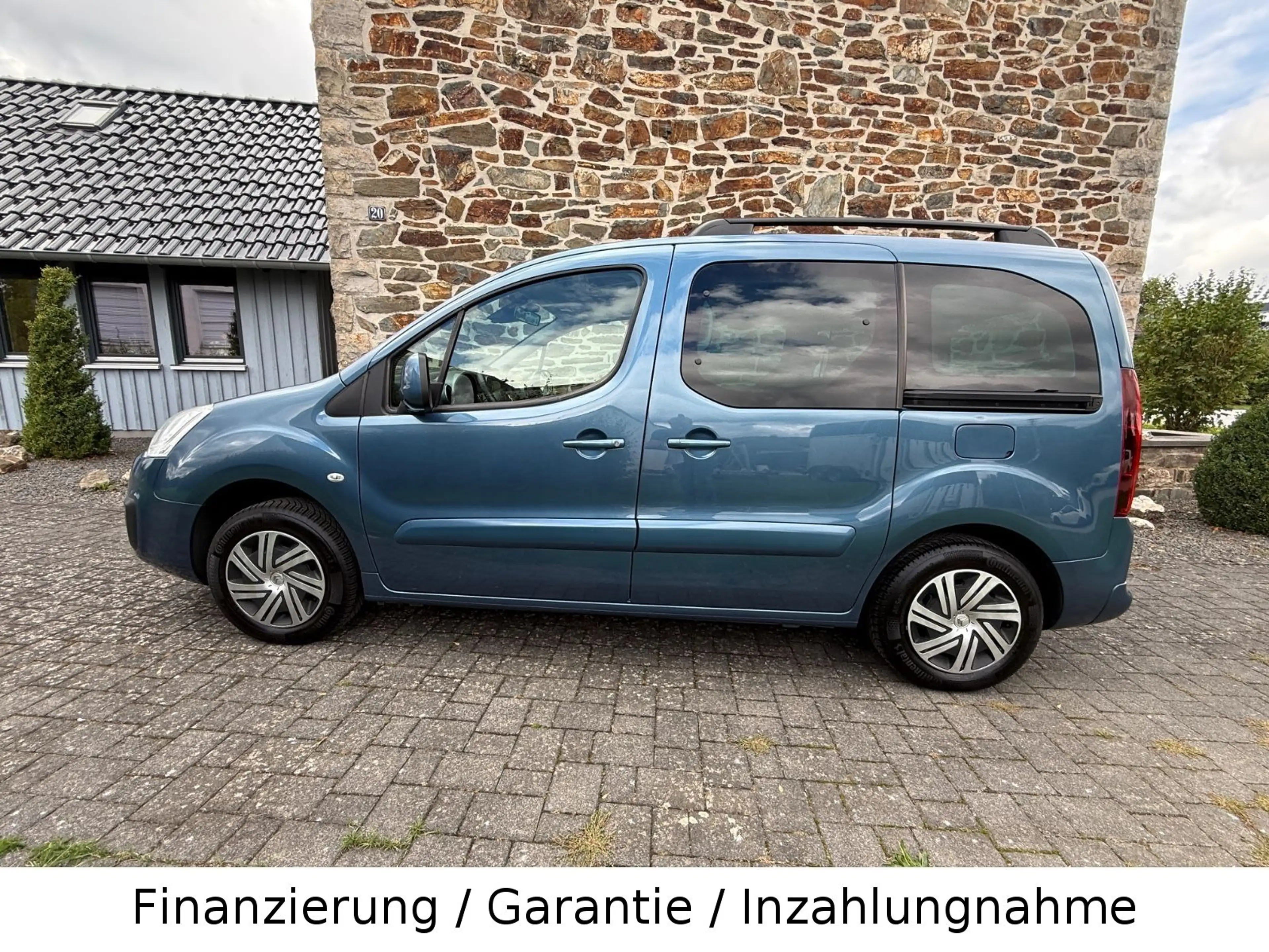Citroen Berlingo Kombi Shine Automatik / CarPlay / AHK — photo 9
