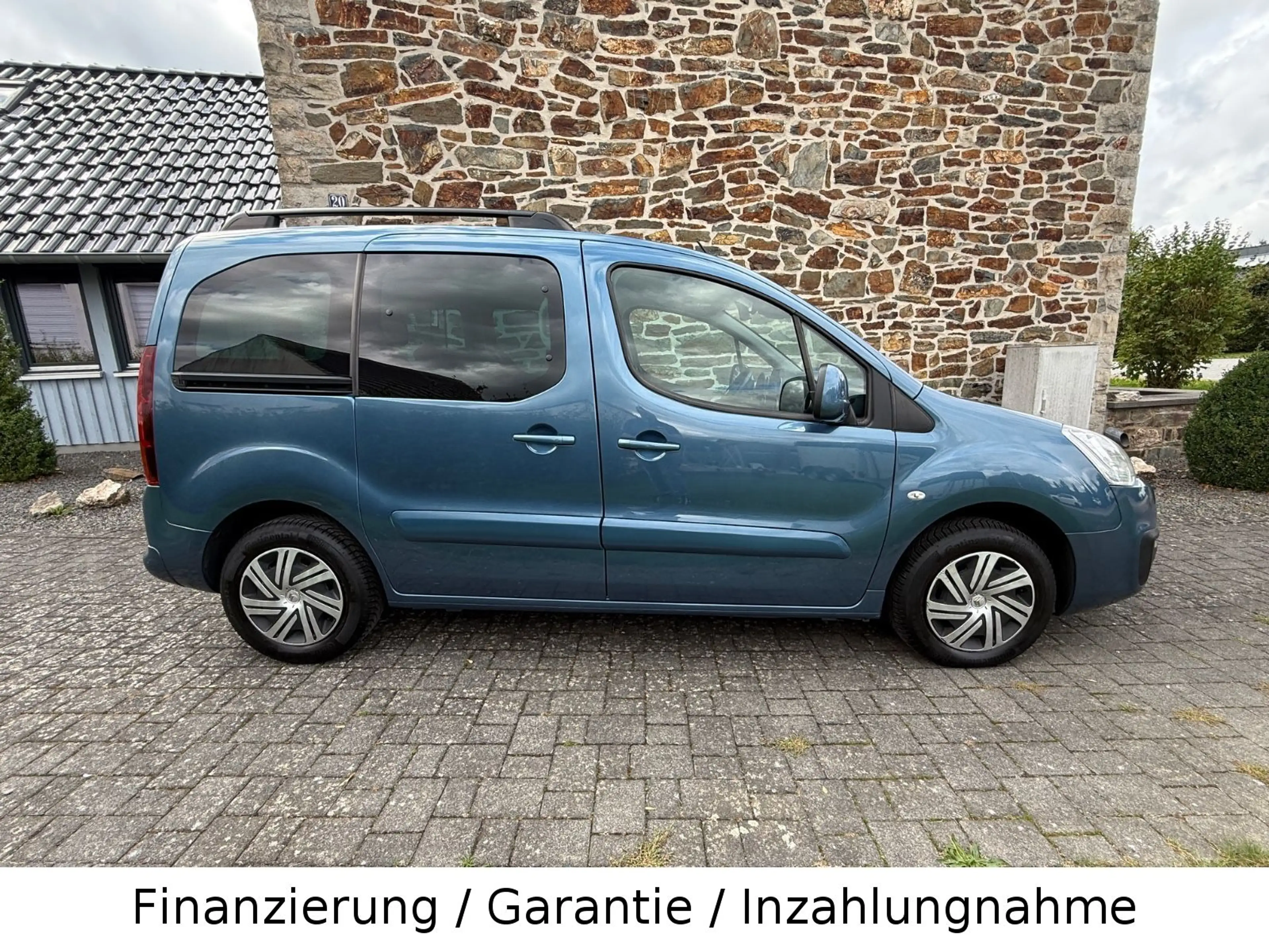 Citroen Berlingo Kombi Shine Automatik / CarPlay / AHK — photo 4