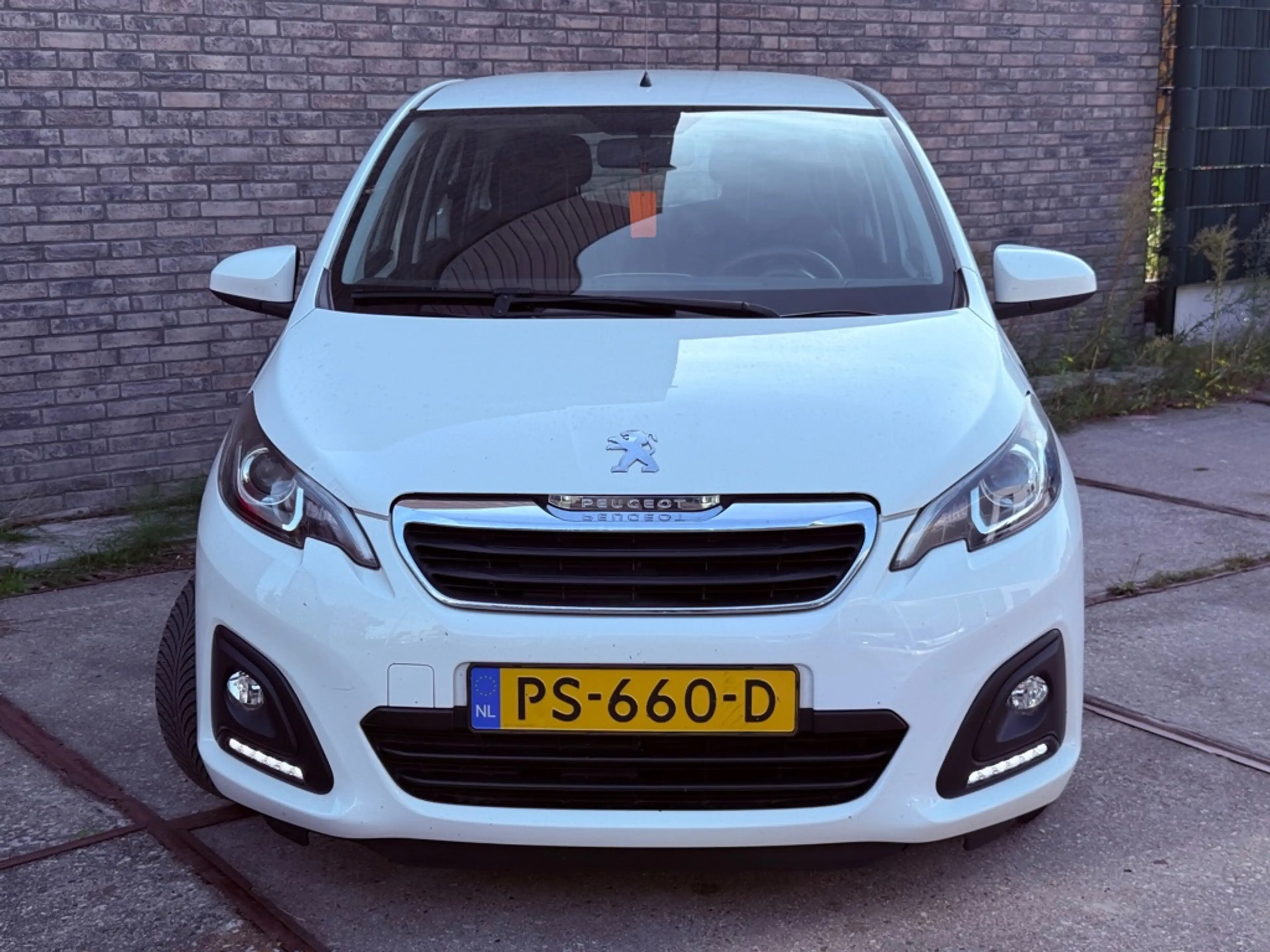 Peugeot 108 1.0 e-VTi Active Airco Carplay — photo 2