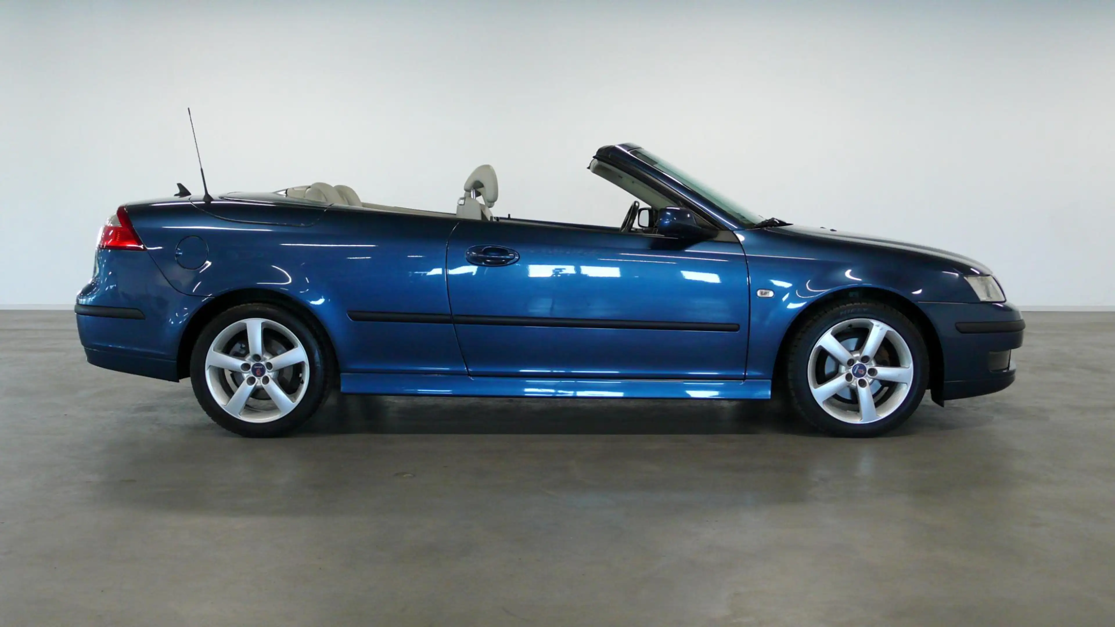 Saab 9-3 Cabrio 1.8t Vector — photo 5