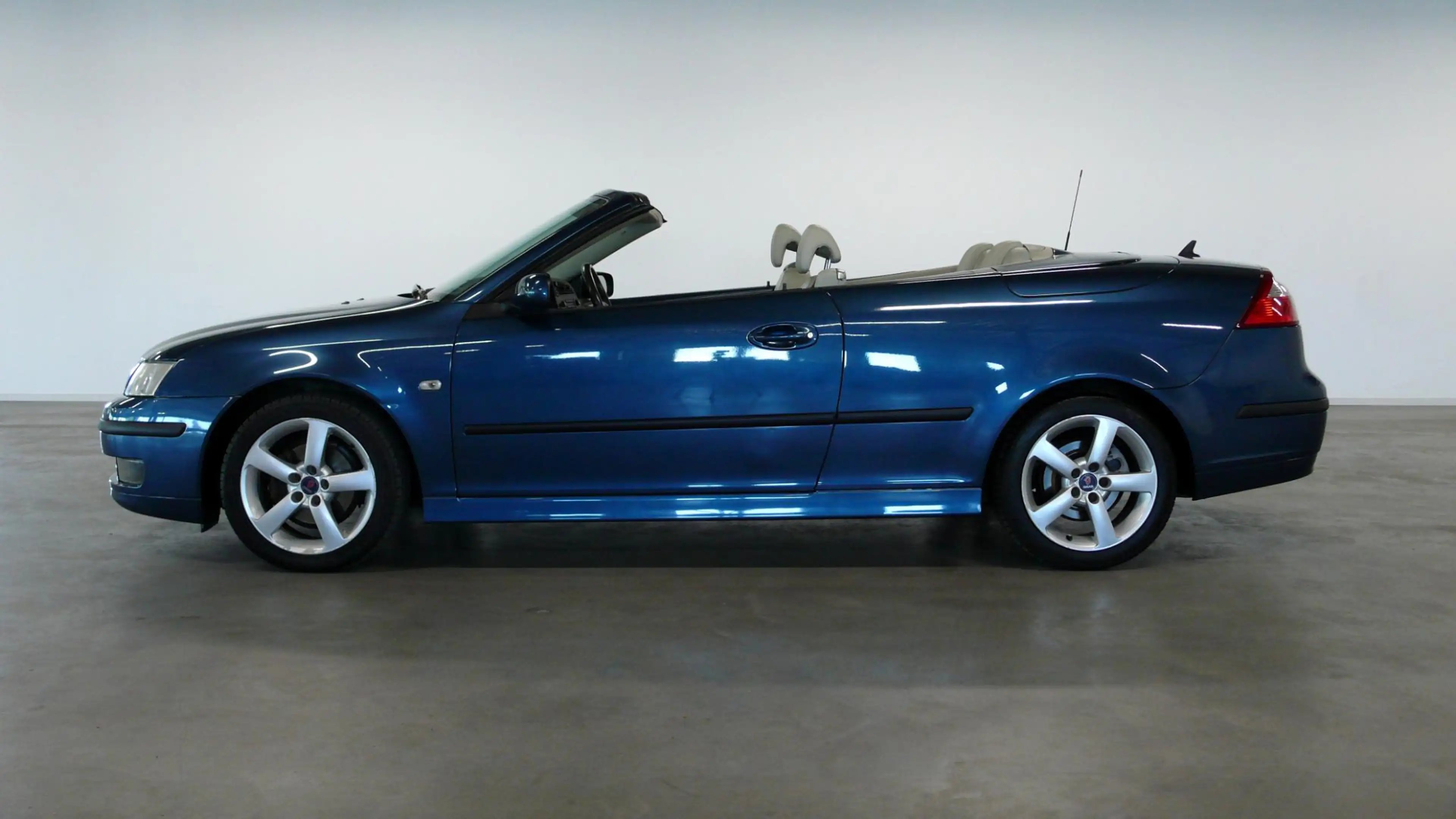 Saab 9-3 Cabrio 1.8t Vector — photo 4
