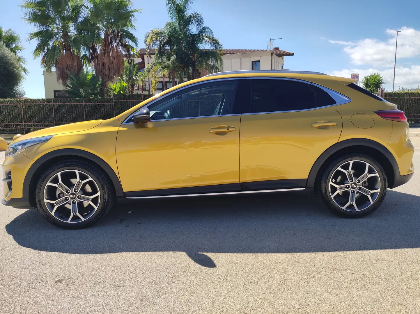 Kia XCeed XCeed 1.4 t-gdi Evolution Lounge Pack 140cv Oro - 1