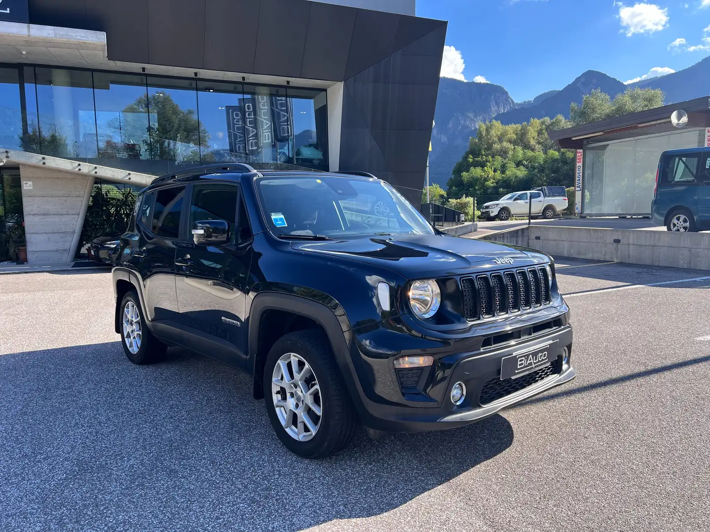 Jeep Renegade 2.0 MJT LONGITUDE 4WD 140CV Noir - 2