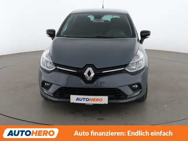 Renault Clio view 9