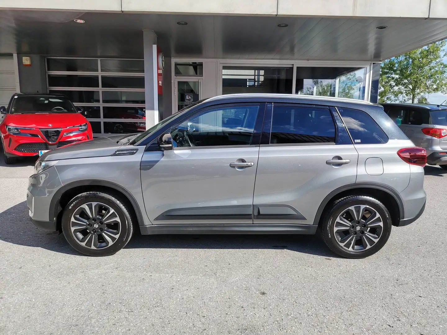 Suzuki Vitara 1,4 DITC Allgrip flash Automatik Grau - 2