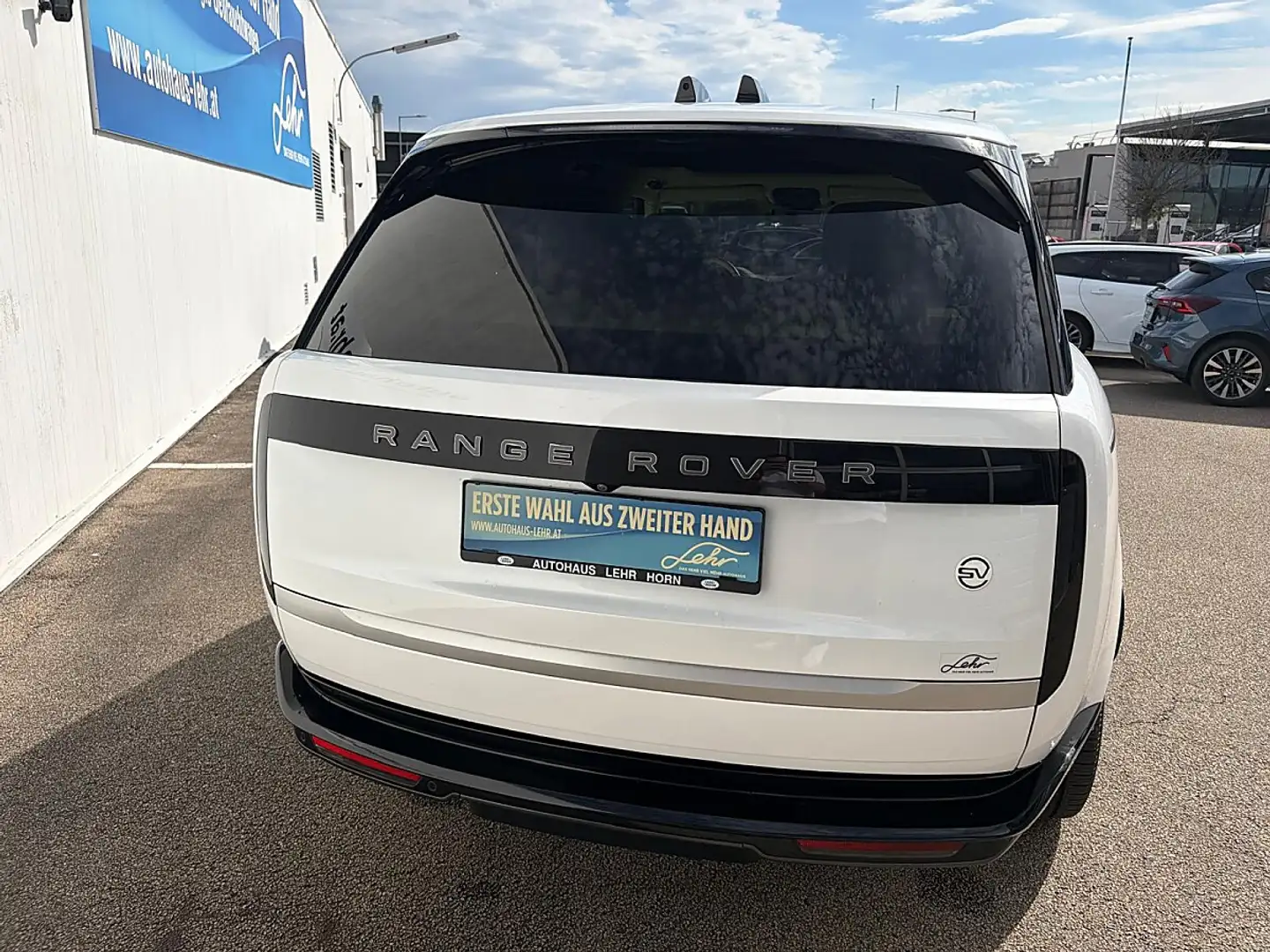 Land Rover Range Rover P530 SV LWB AWD Aut. // Signature Suite // Tail... Weiß - 2