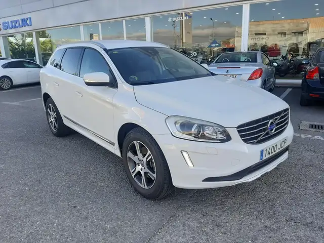 Volvo XC60 D5 Summum AWD Aut. 215