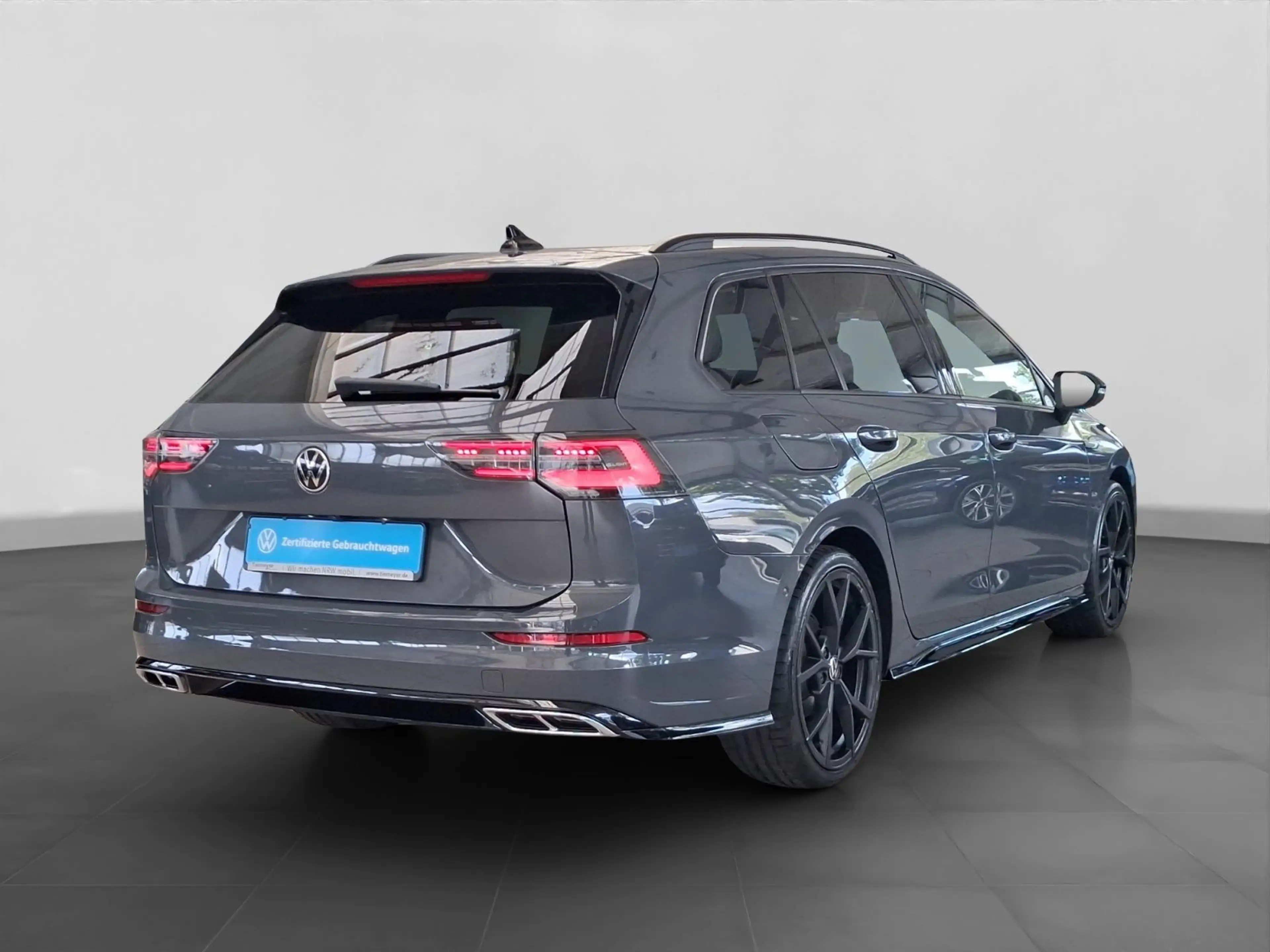 Volkswagen Golf Variant 1.5 TSI R-LINE BLACKSTYLE NAVI IQ-L — photo 3