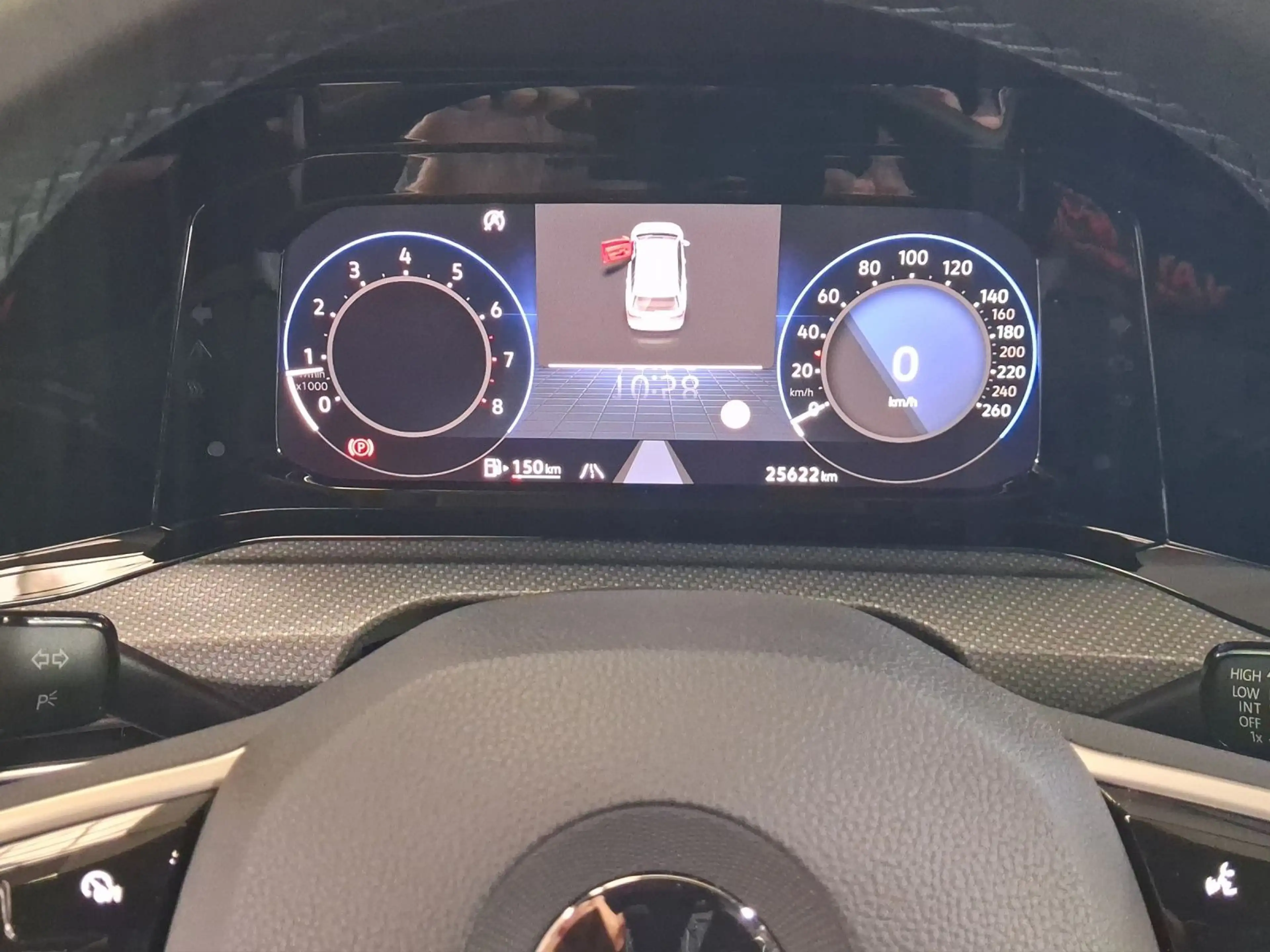 Volkswagen Golf Variant 1.5 TSI R-LINE BLACKSTYLE NAVI IQ-L — photo 10