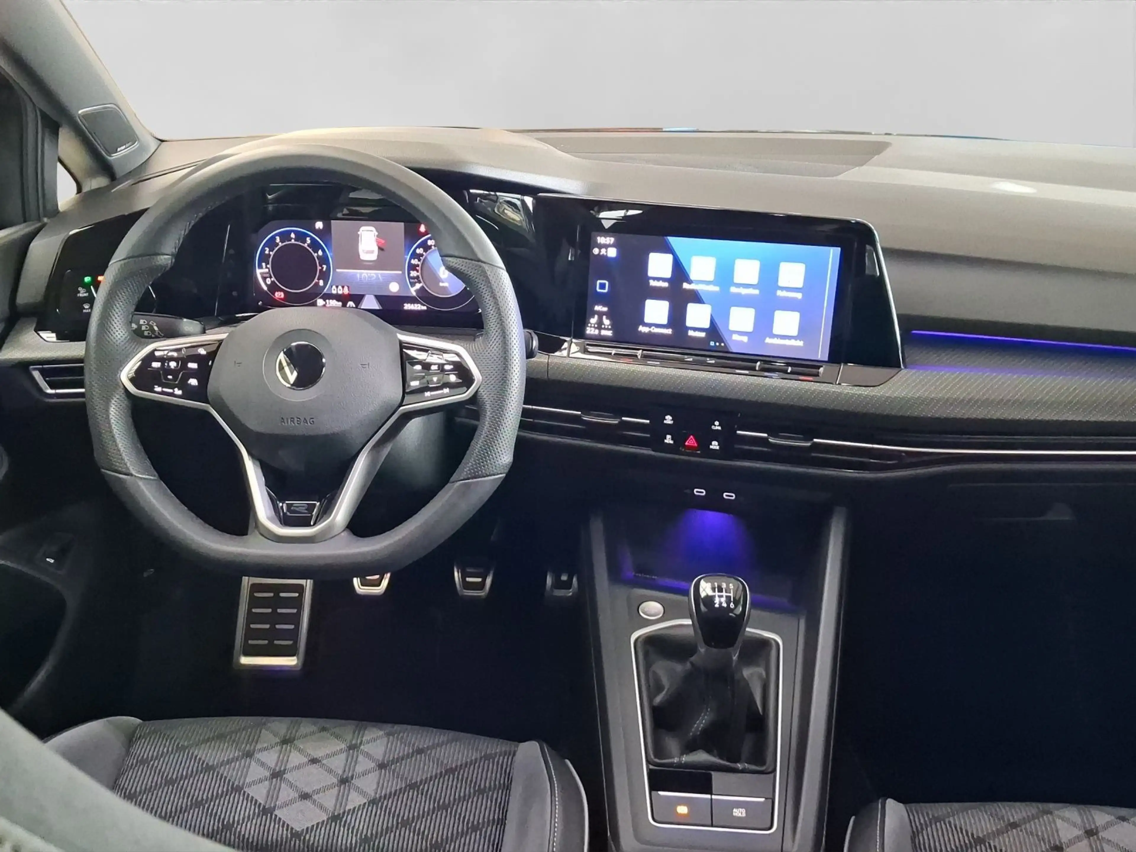 Volkswagen Golf Variant 1.5 TSI R-LINE BLACKSTYLE NAVI IQ-L — photo 5