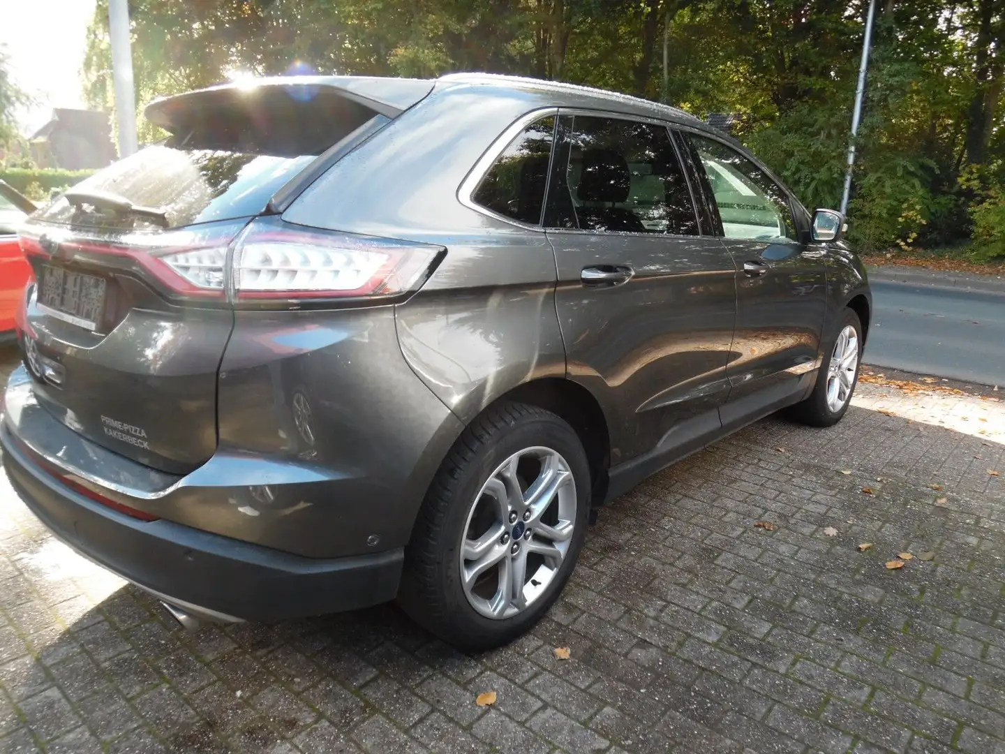 Ford Edge Titanium 4x4*SZH*Navi*Lekradh.SZH Grau - 2
