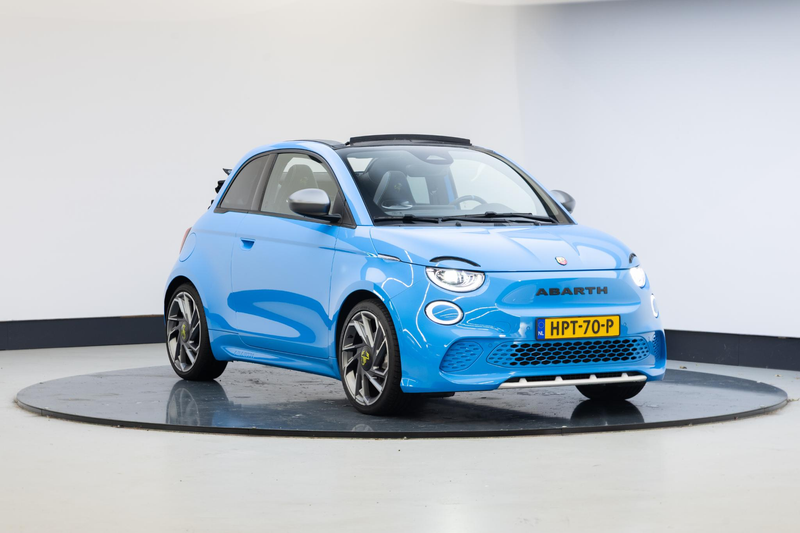 Abarth 500C Abarth Turismo 42 kWh — photo 3