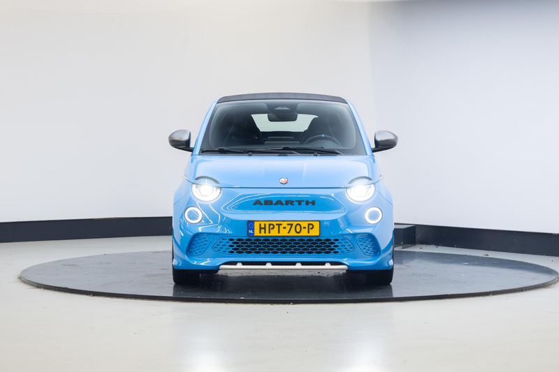 Abarth 500C Abarth Turismo 42 kWh — photo 23