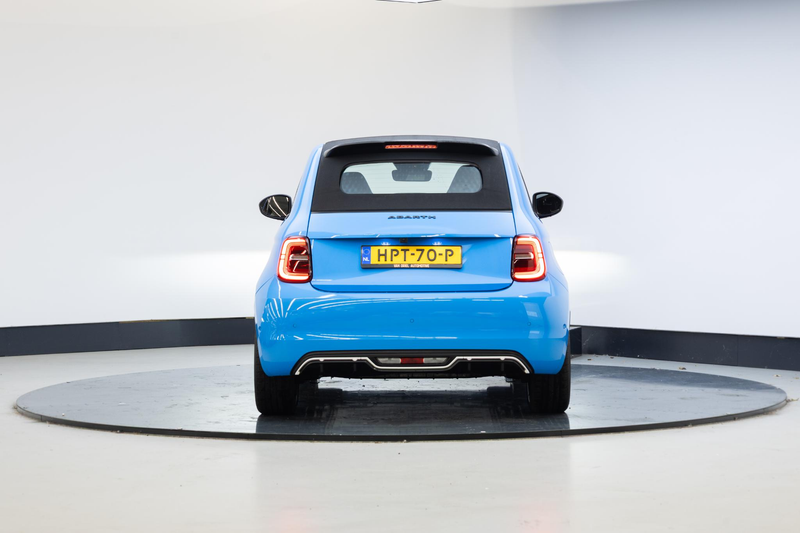 Abarth 500C Abarth Turismo 42 kWh — photo 26