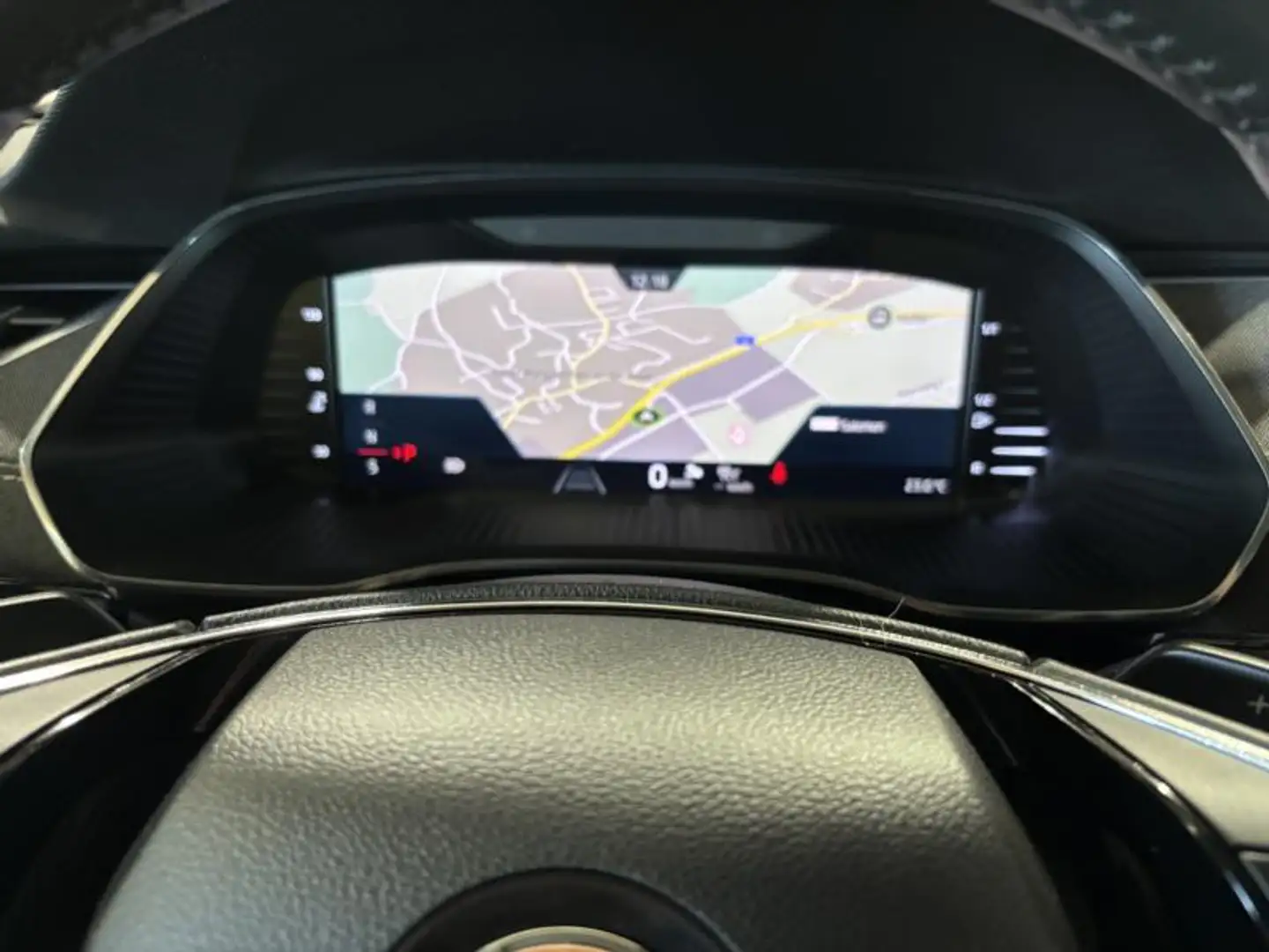 Skoda Octavia 2,0TDI DSG VIRTUAL COCKPIT HEAD-UP MATRIX BEAM ANHÄNGEKUPPLUNG Schwarz - 2