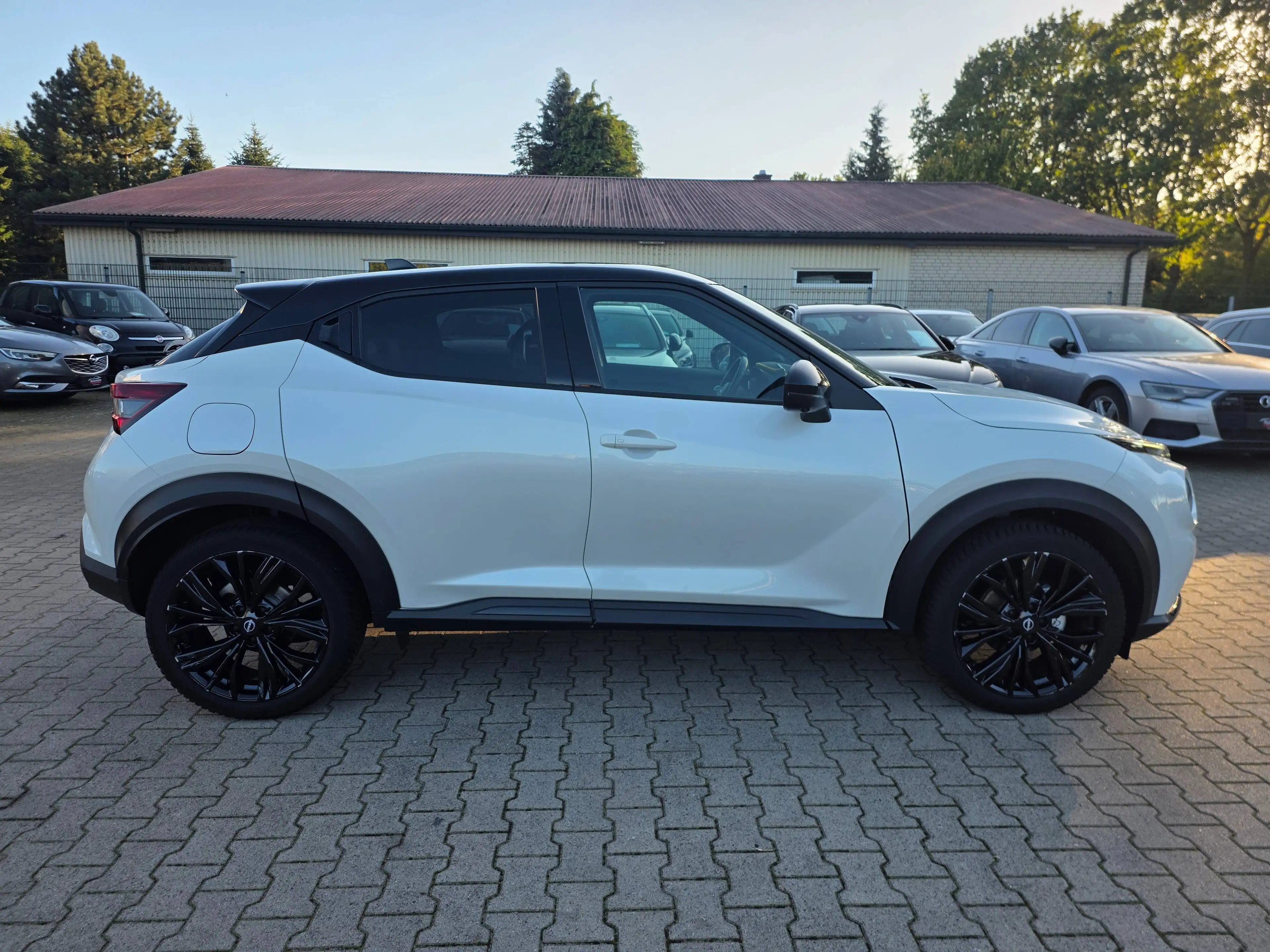 Nissan Juke 1.0 DIG-T N-Sport — photo 4