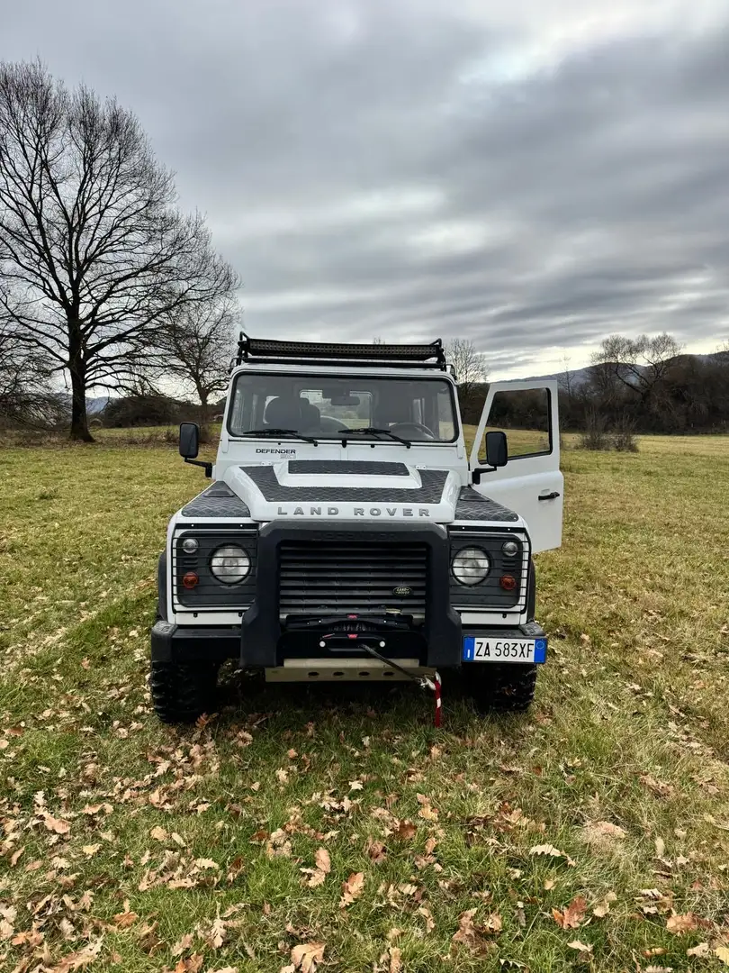 Land Rover Defender 90 2.4 td LE SW - 1