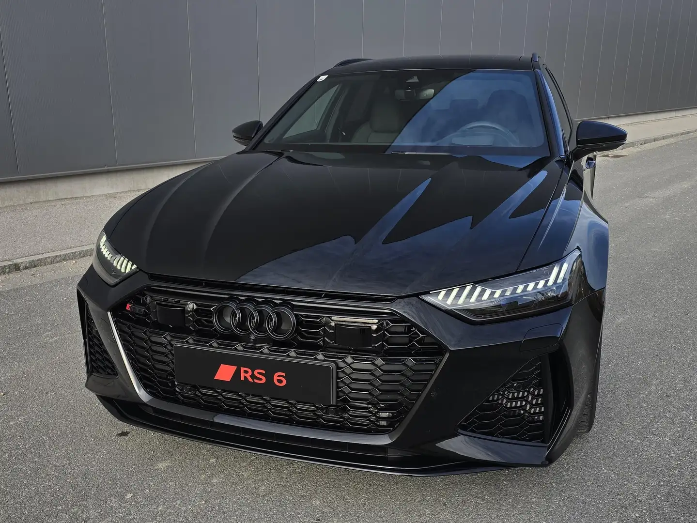 Audi RS6 Avant performance 4,0 TFSI MHEV quattro S-tronic Schwarz - 2