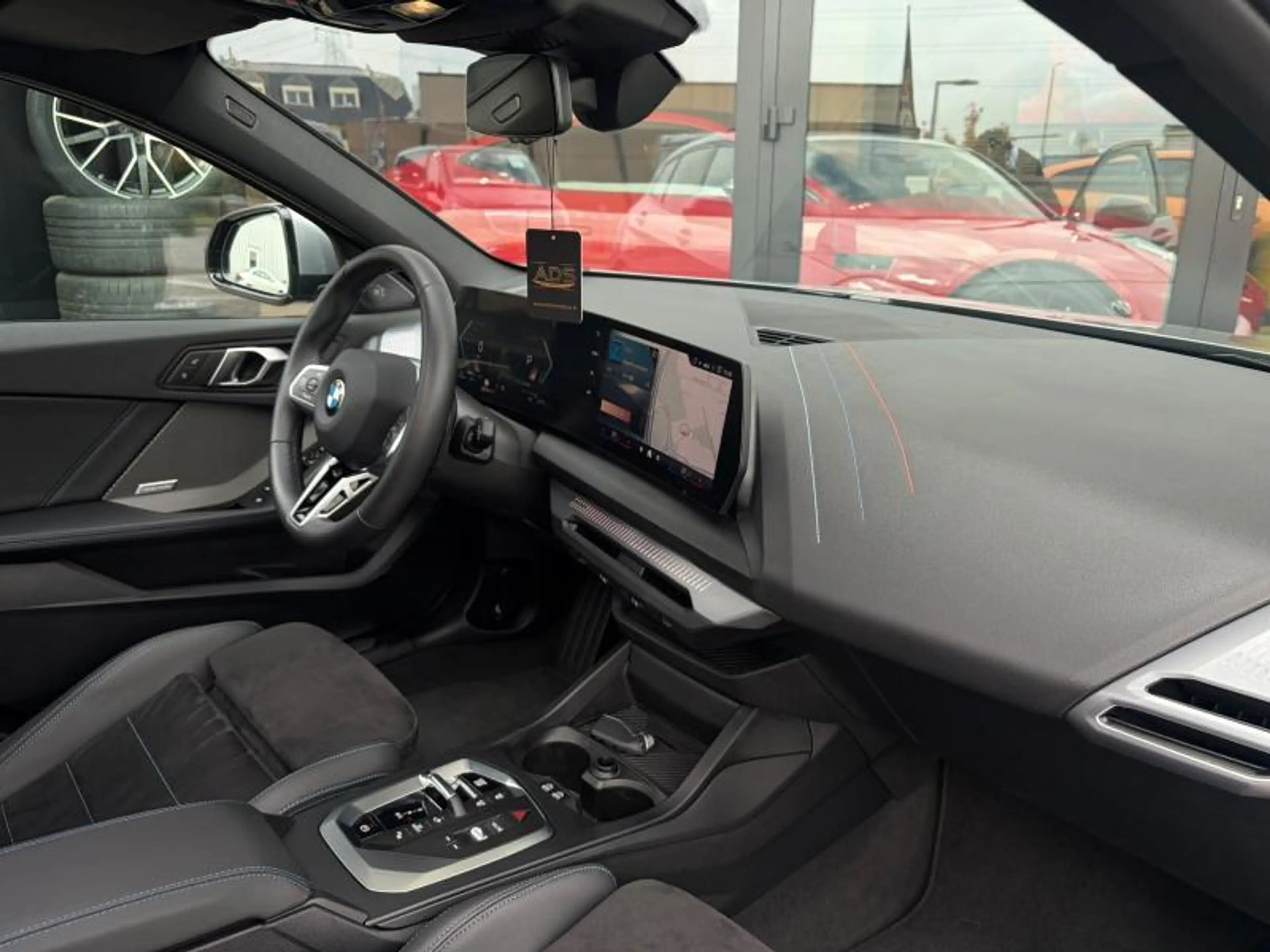 BMW 116 Pack M/Toit ouvrant/Camera — photo 13