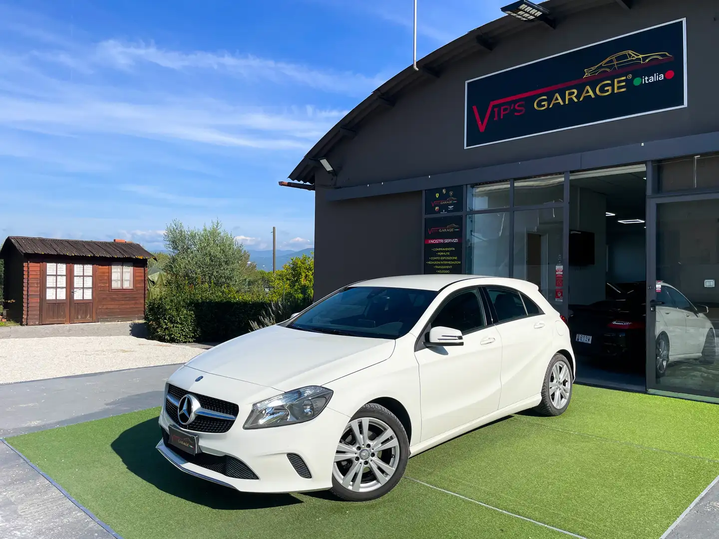 Mercedes-Benz A 180 Classe A - W176 d Sport Activity edition auto Weiß - 1