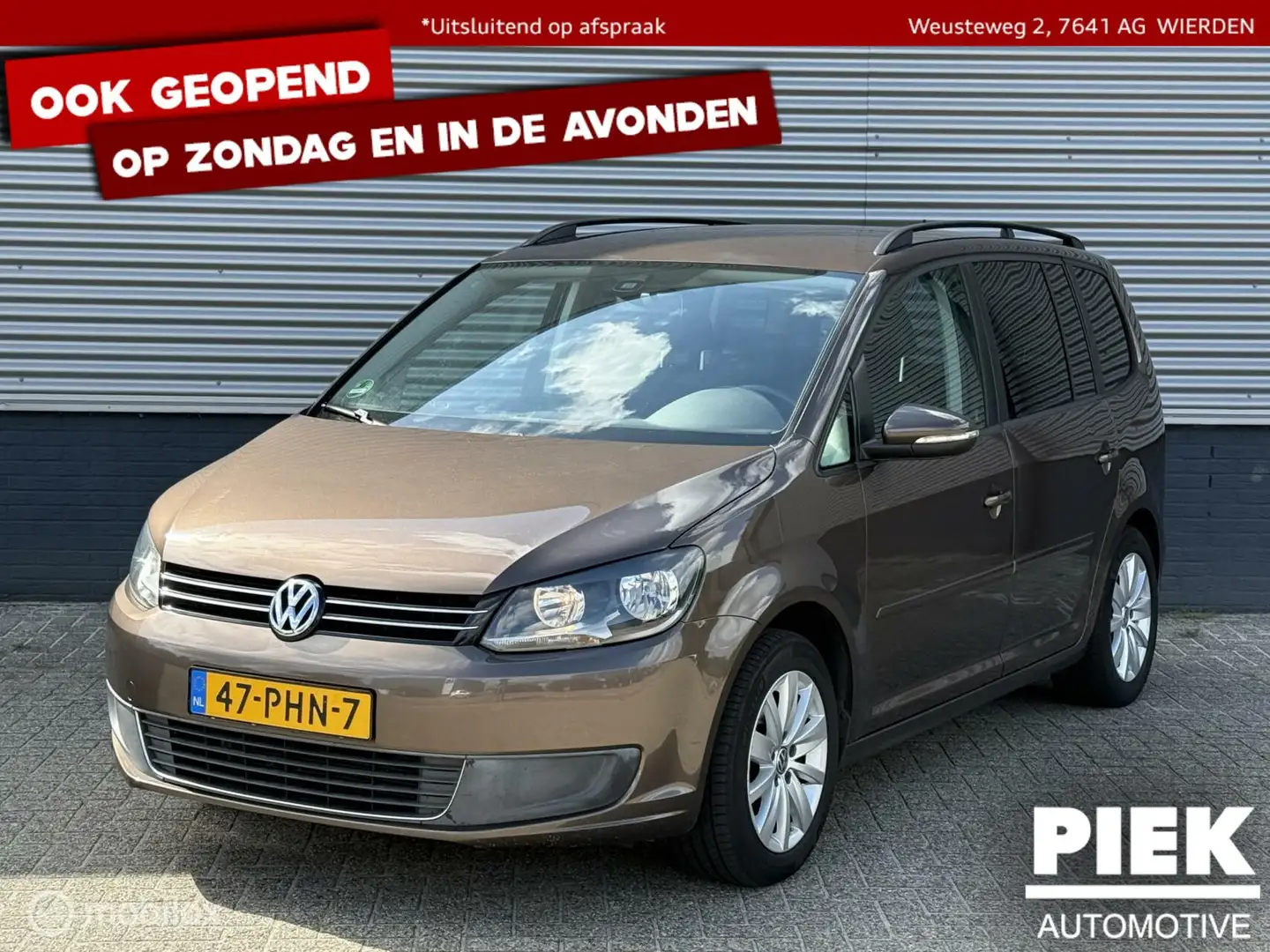 Volkswagen Touran 1.2 TSI Highline BlueMotion NETTE STAAT Marrón - 1