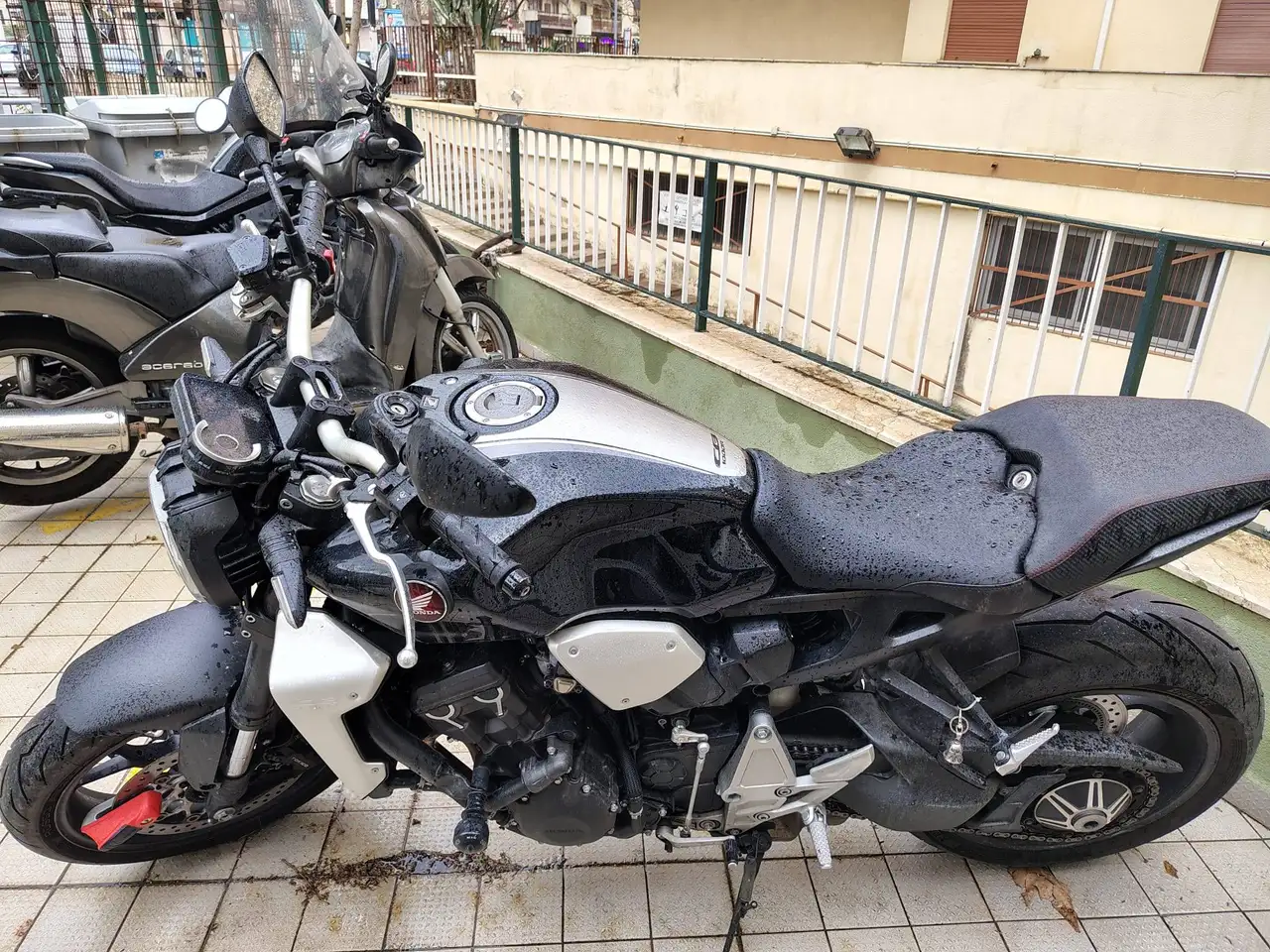 Honda CB 1100 R