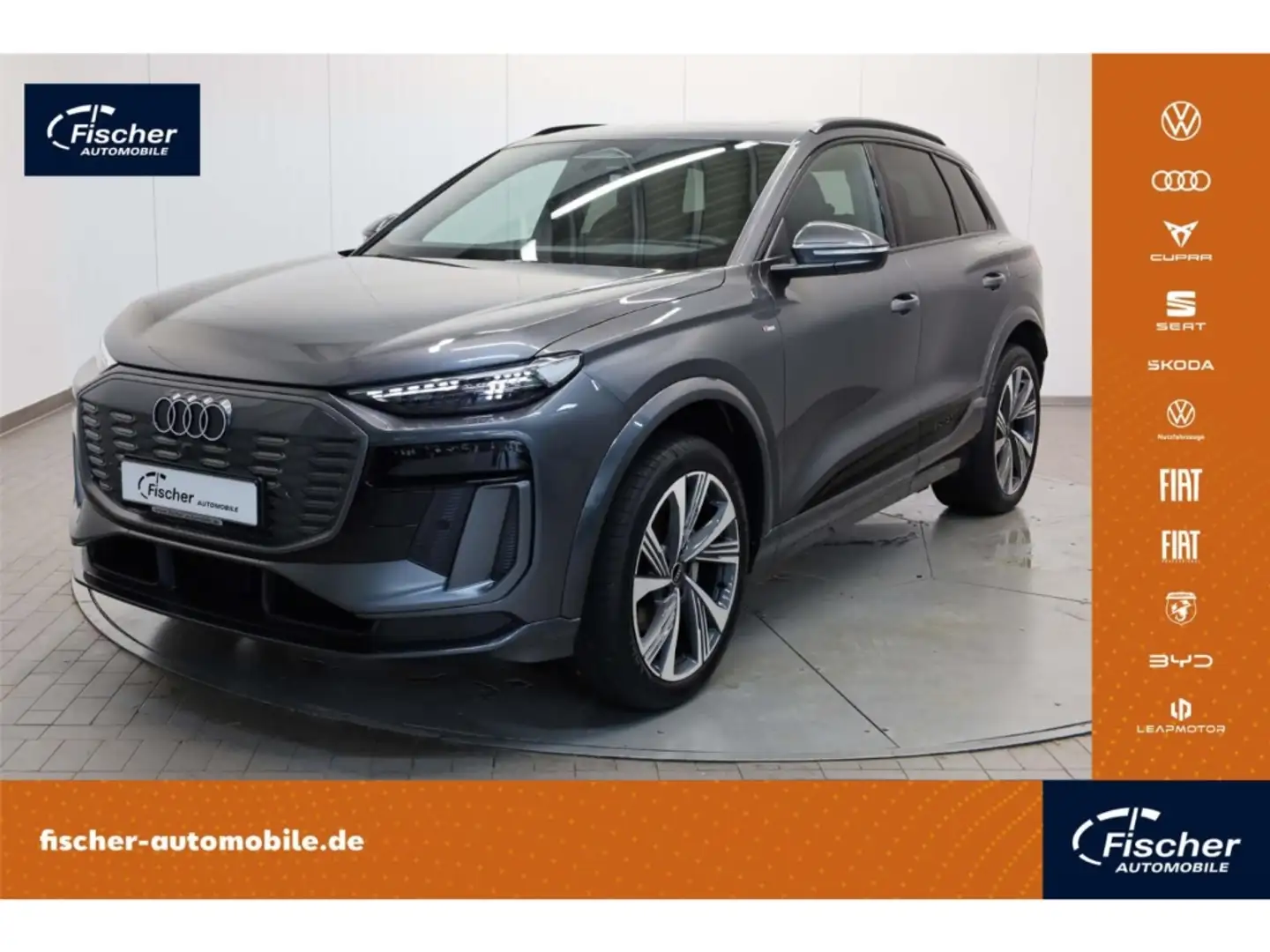 Audi Q6 e-tron quattro S line Grau - 1