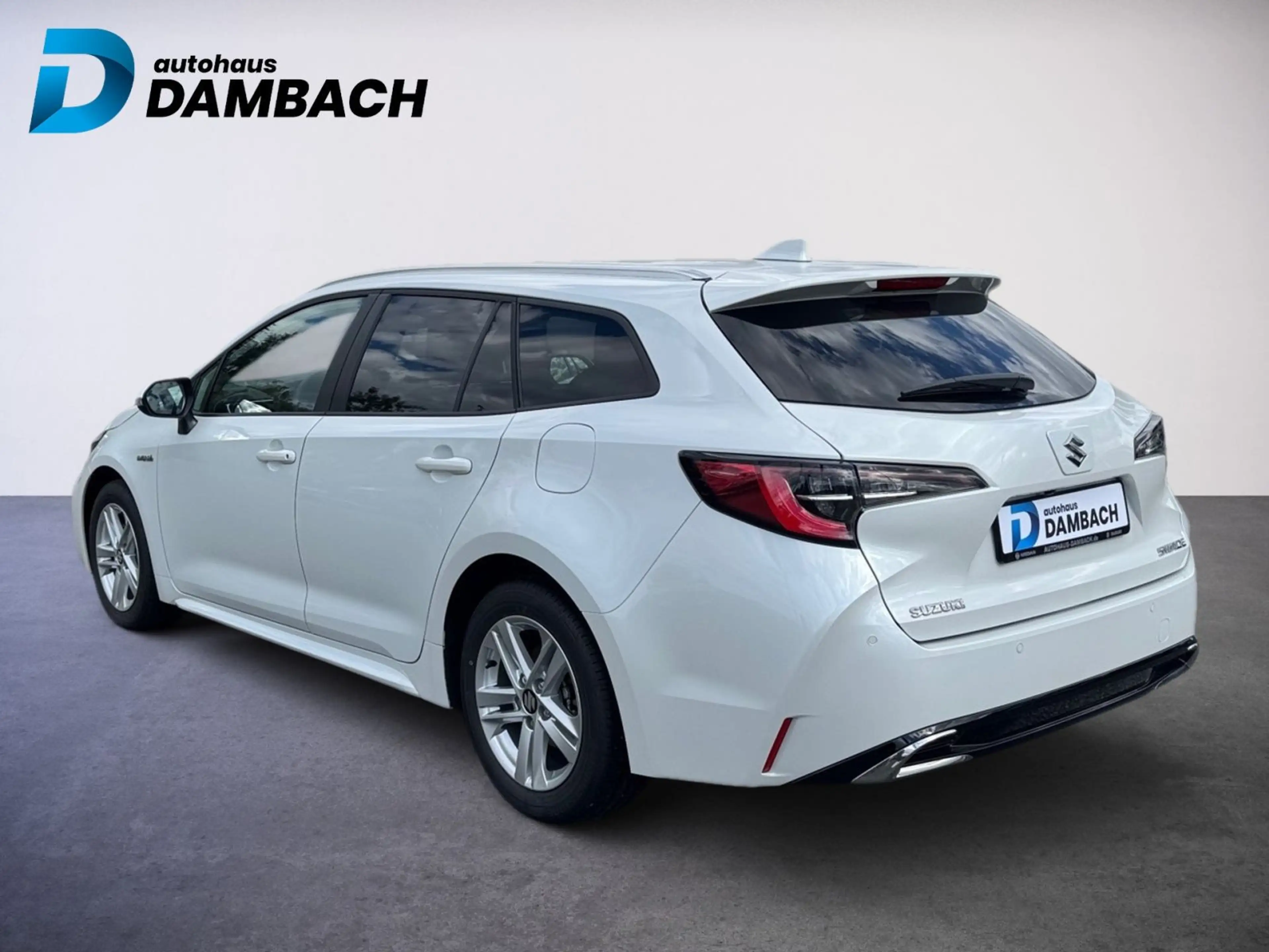 Suzuki Swace 1.8 Hybrid Comfort+ — photo 4