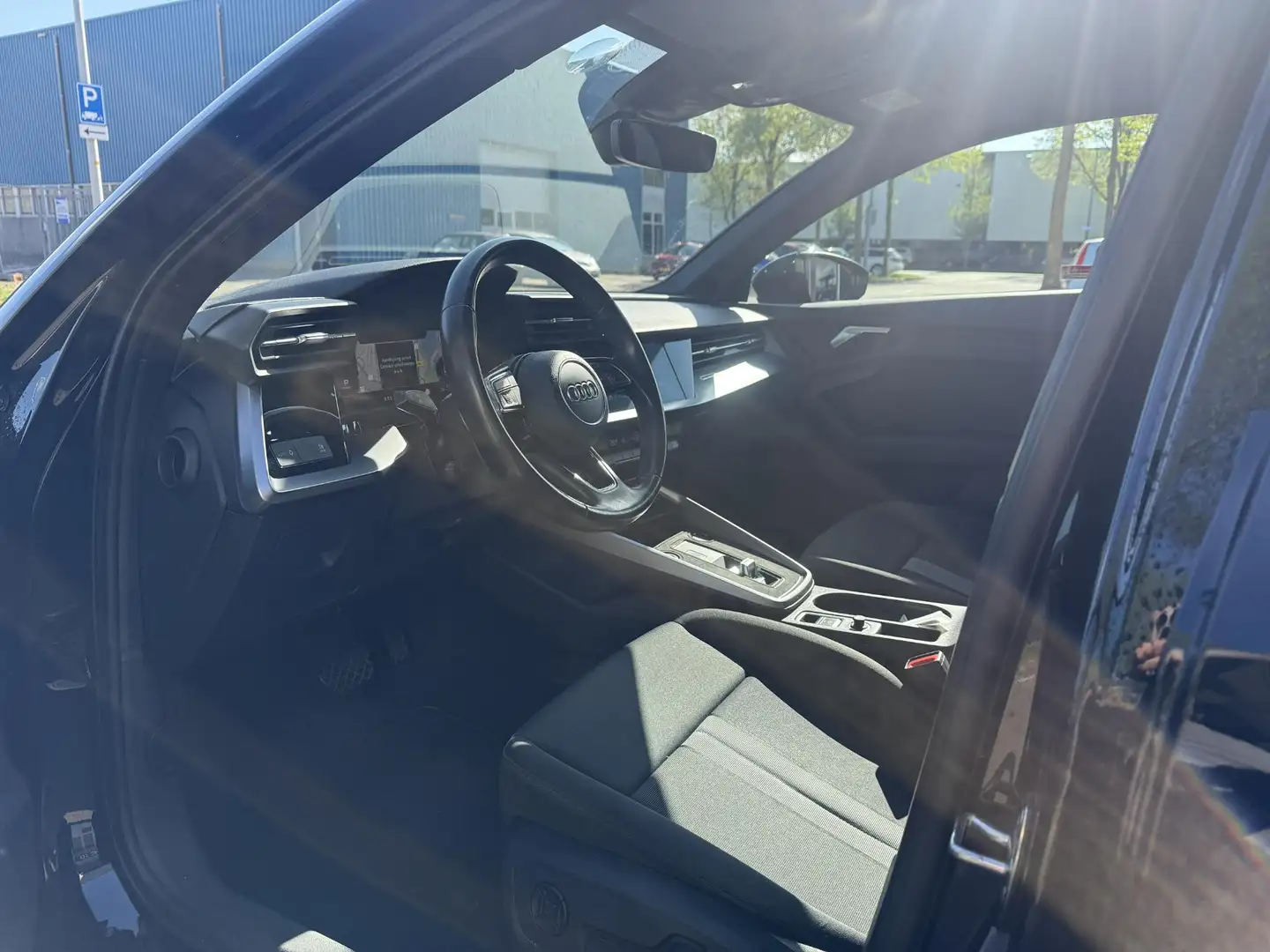 Audi A3 Sportback 35 TFSI S edition trekhaak l stoel verwa Zwart - 2