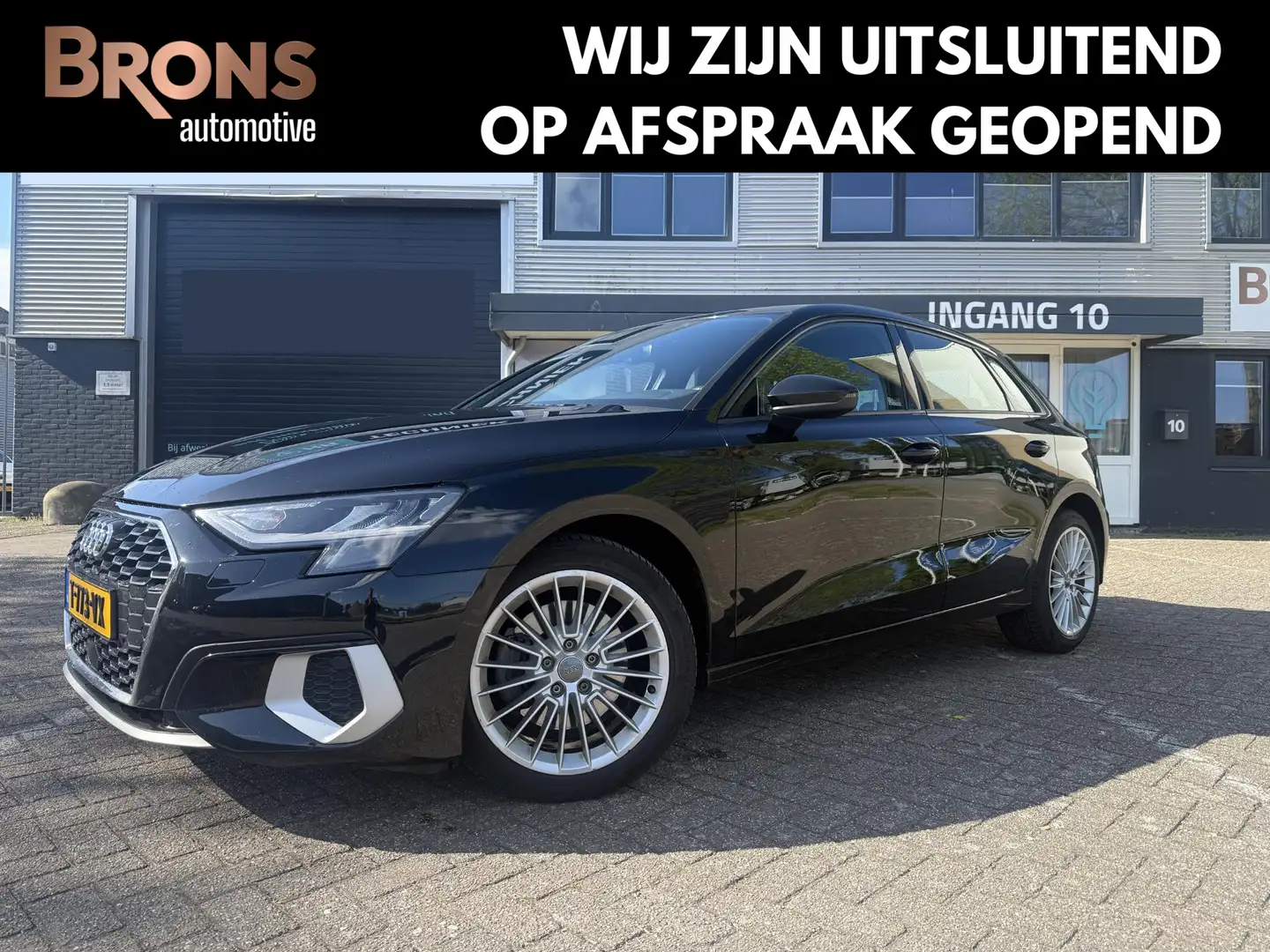 Audi A3 Sportback 35 TFSI S edition trekhaak l stoel verwa Zwart - 1