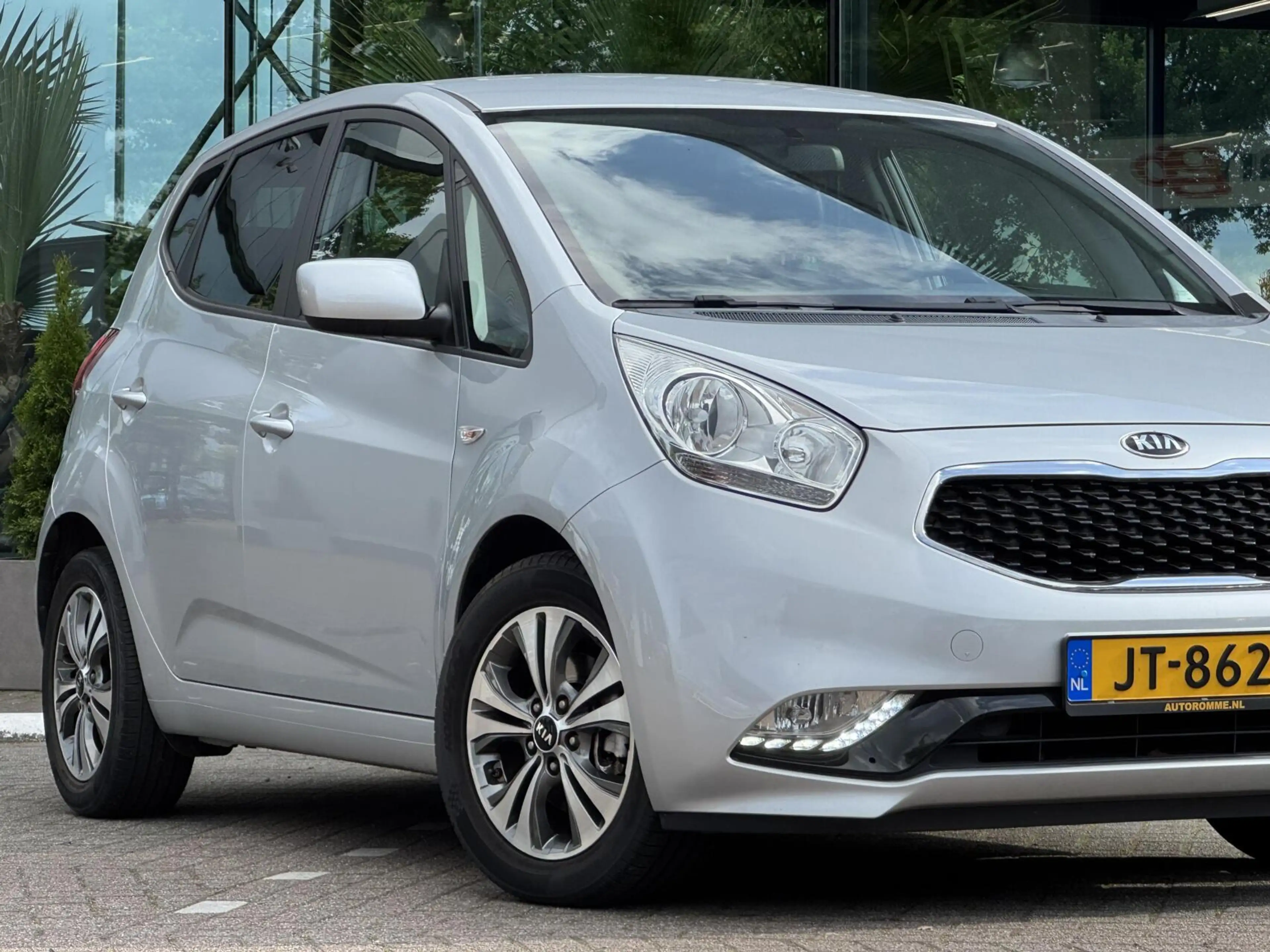 Kia Venga 1.4 CVVT DynamicPLusLine 2016 Navi Top staat — photo 13