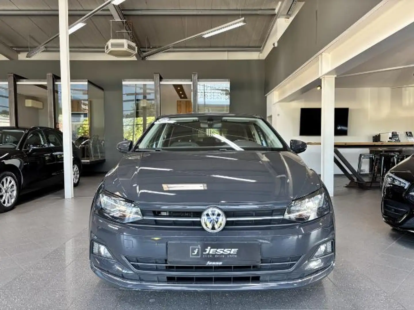 Volkswagen Polo 1.0 TSI Highline Navi SHZ PDC Grigio - 2