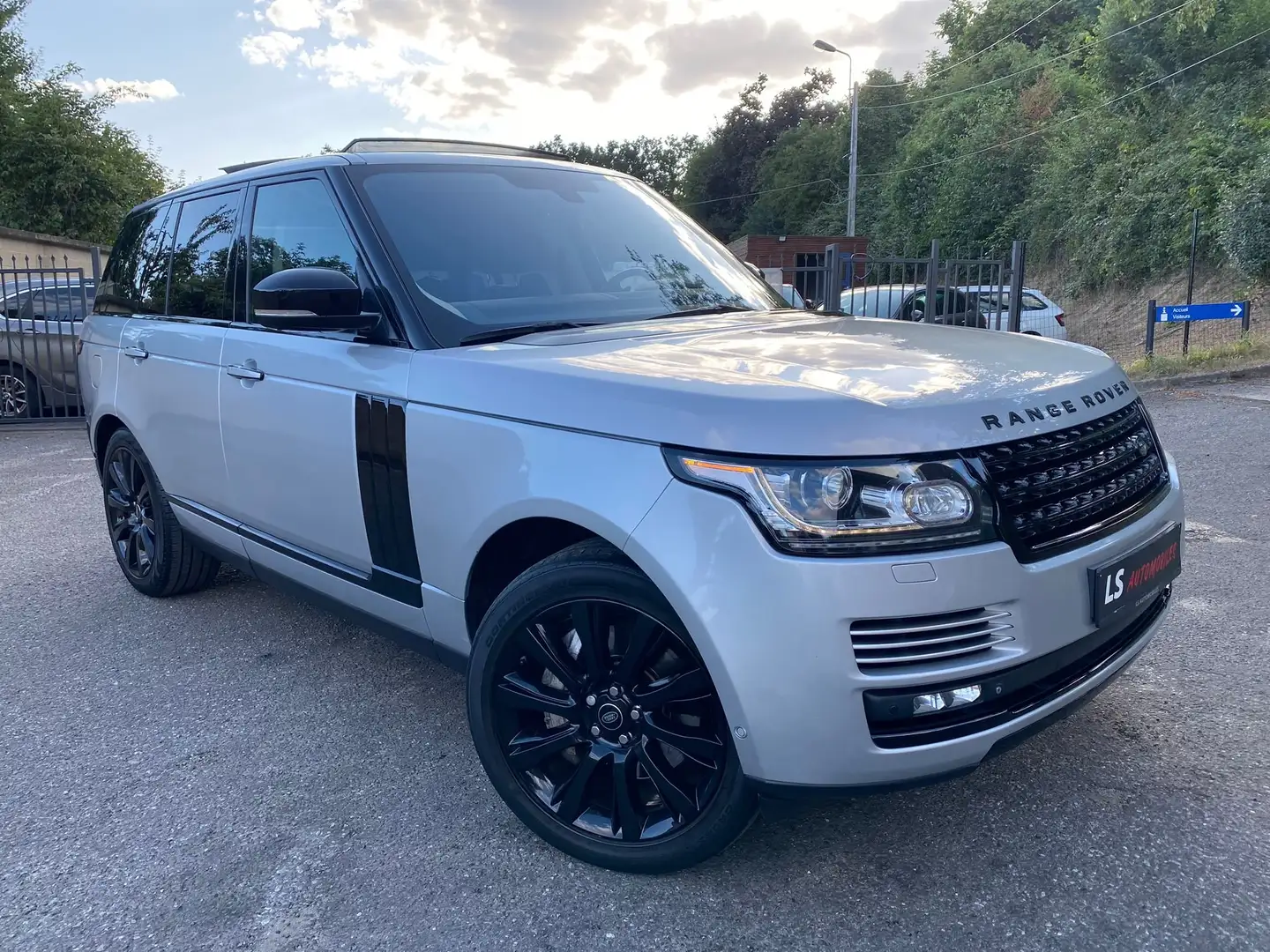 Land Rover Range Rover Range Rover 4.4 SDV8 Autobiography*UTILITAIRE*TVAC Zilver - 1