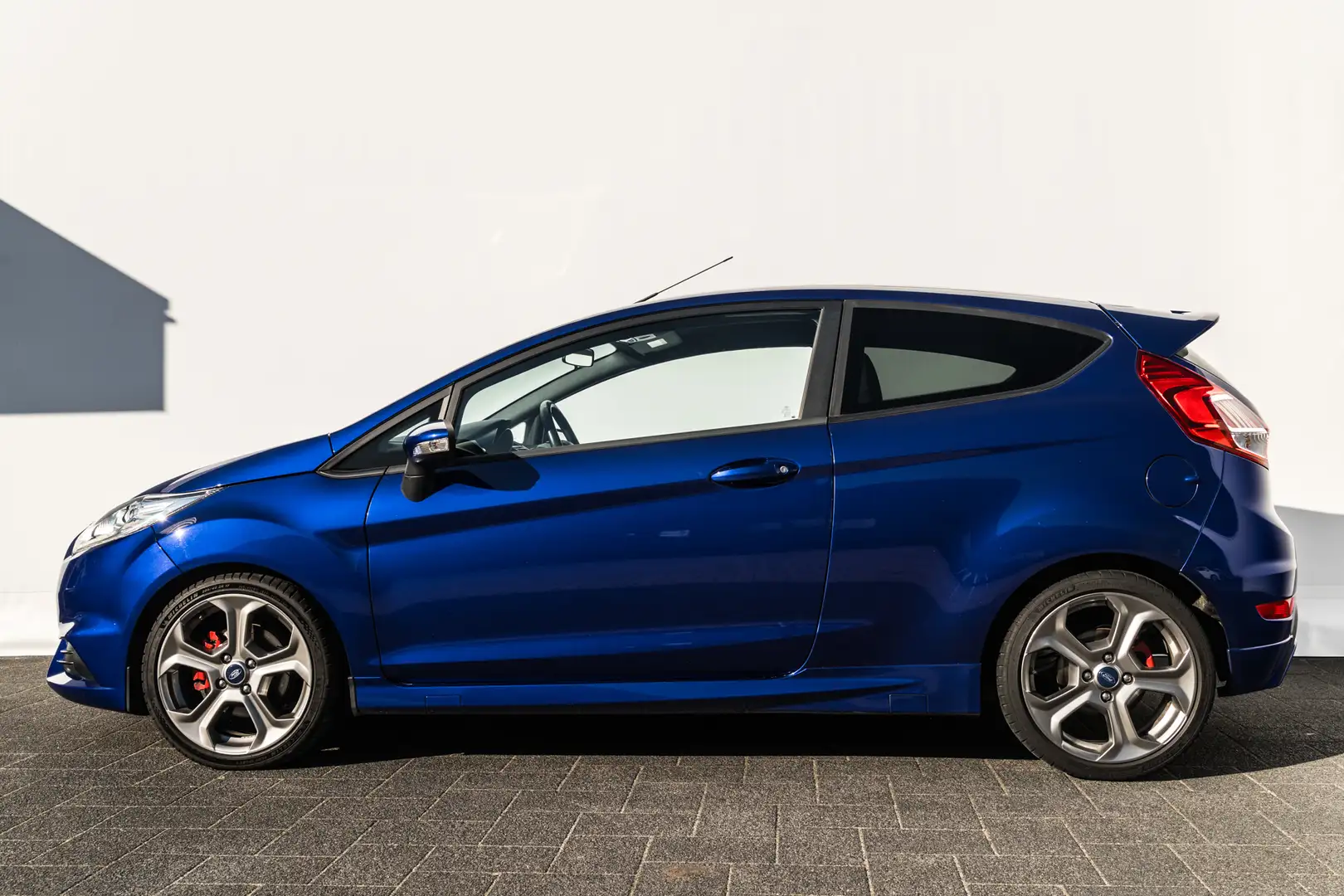 Ford Fiesta 1.6 ST2 | Cruise | Stoelverwarming | Sfeerverlicht Blau - 2