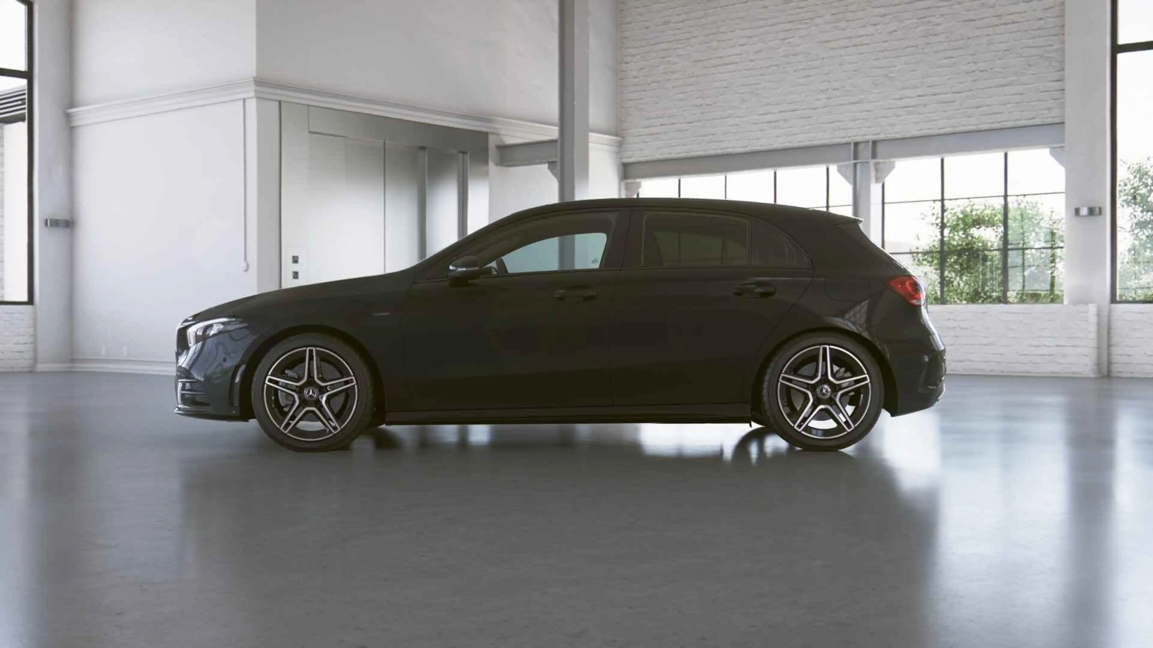 Mercedes-Benz A 250 e Business Solution AMG Limited | Panoramadak | Ni — photo 12
