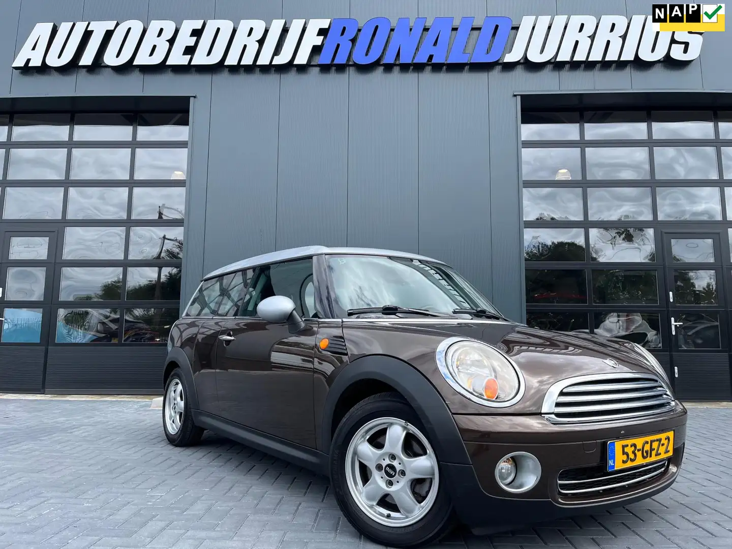 MINI Cooper Clubman Mini 1.6 Pepper NL.Auto/Automaat/Airco/Flippers/Go Bruin - 1