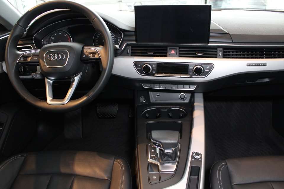 2024 Audi A5 Komfort Quattro CarPlay thumb 6