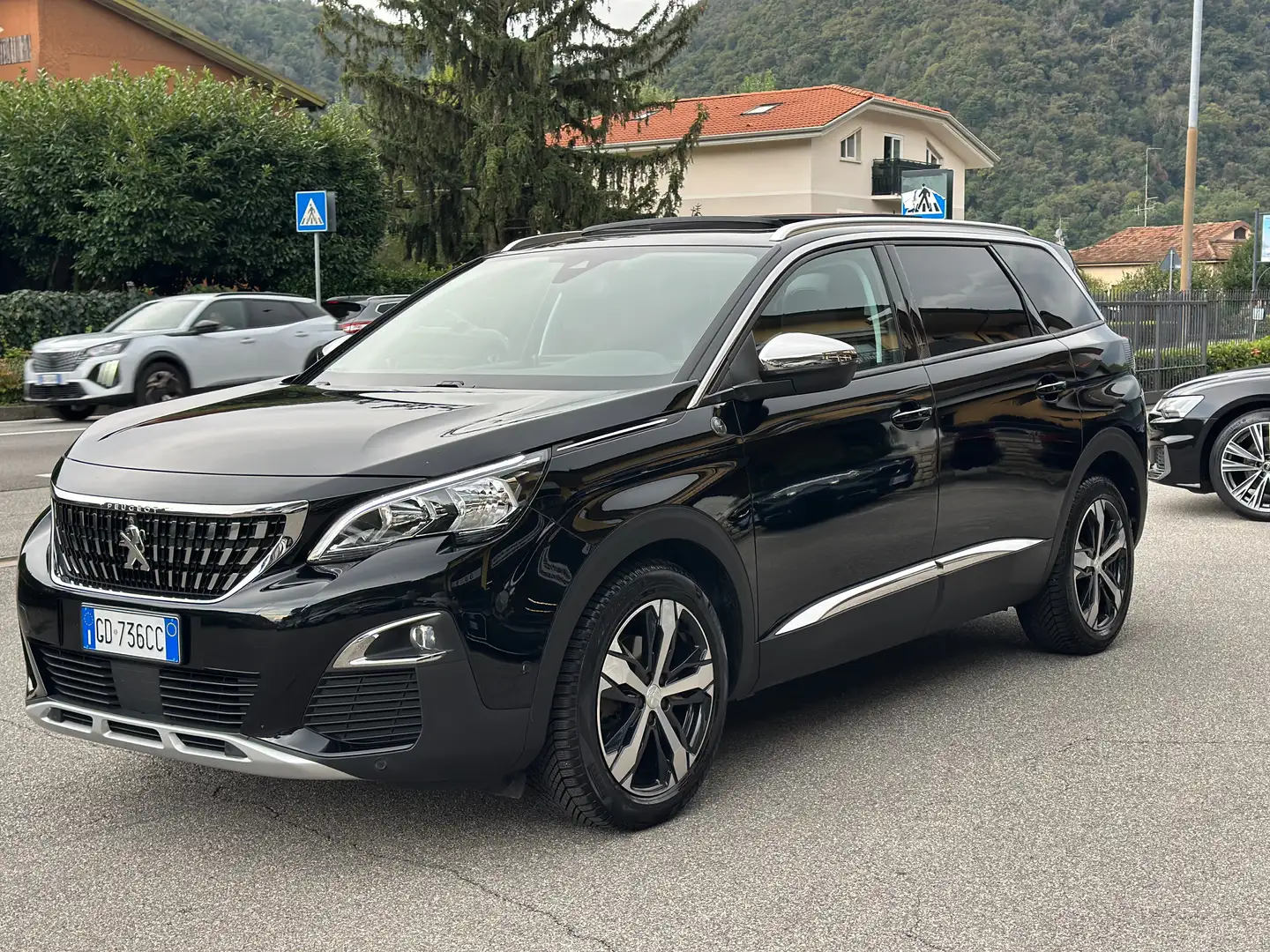 Peugeot 5008 5008 II 2020 1.5 bluehdi Crossway s Nero - 2