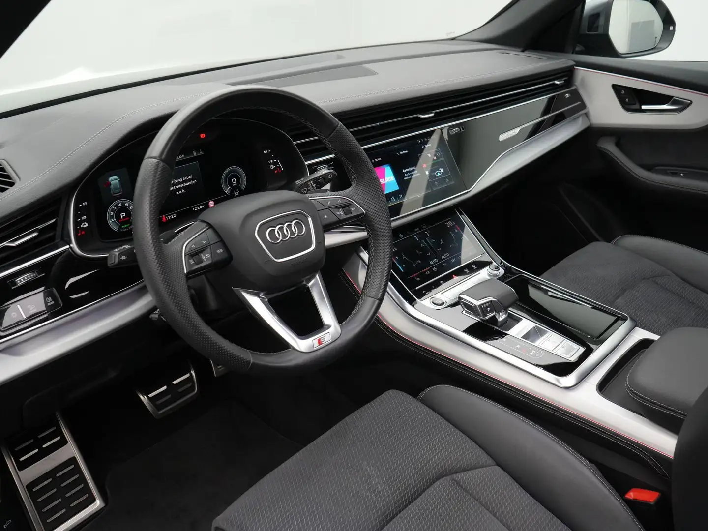 Audi Q8 55 TFSI e 381 pk quattro Tiptronic Pro Line S | Pa Grijs - 2