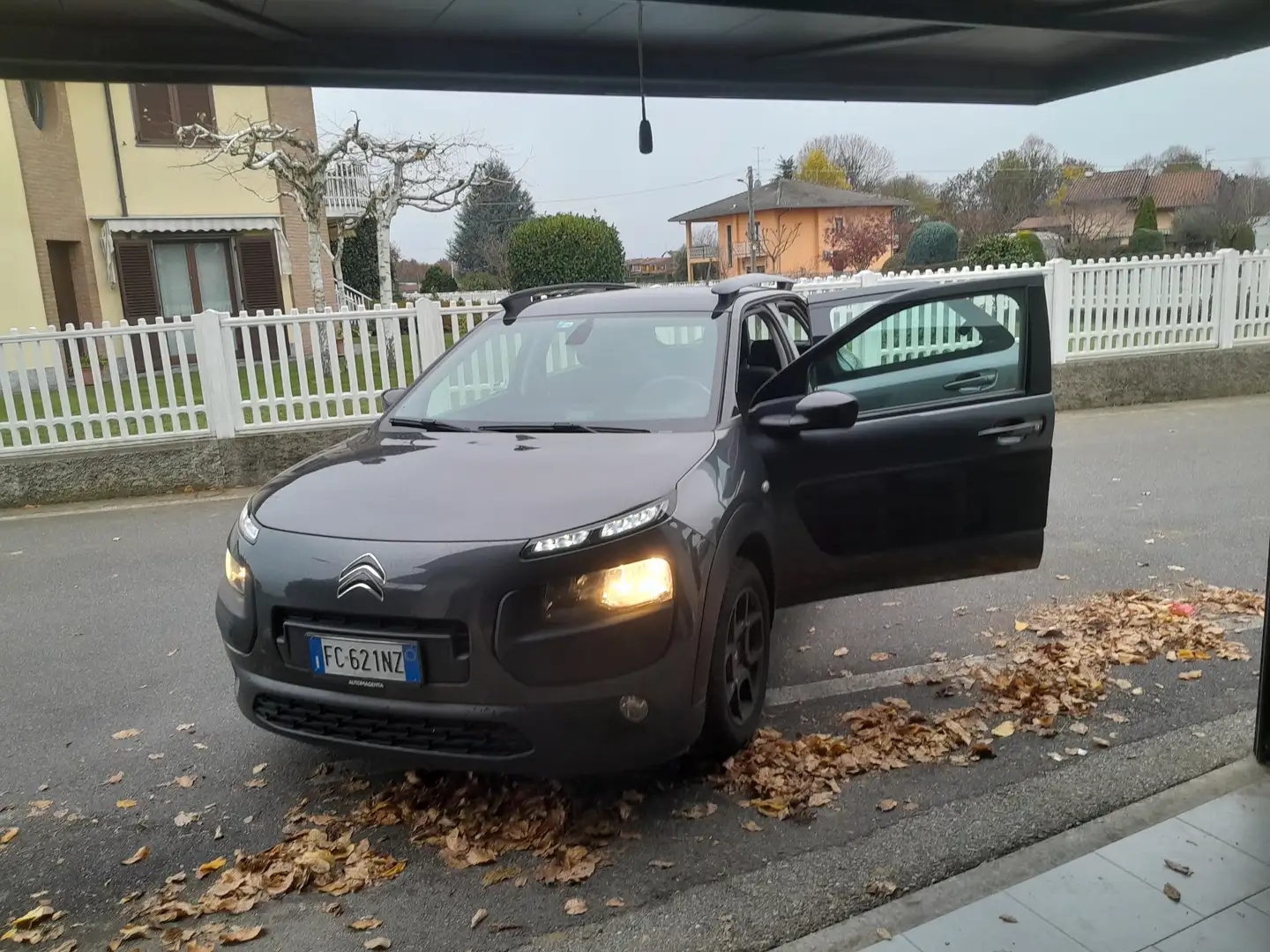Citroen C4 Cactus FEEL 82 CV Grigio - 1