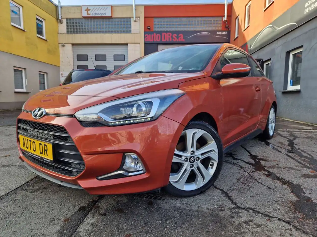 Hyundai i20 Coupe 1.4 CRDI 90 CV Garantie 12 Mois