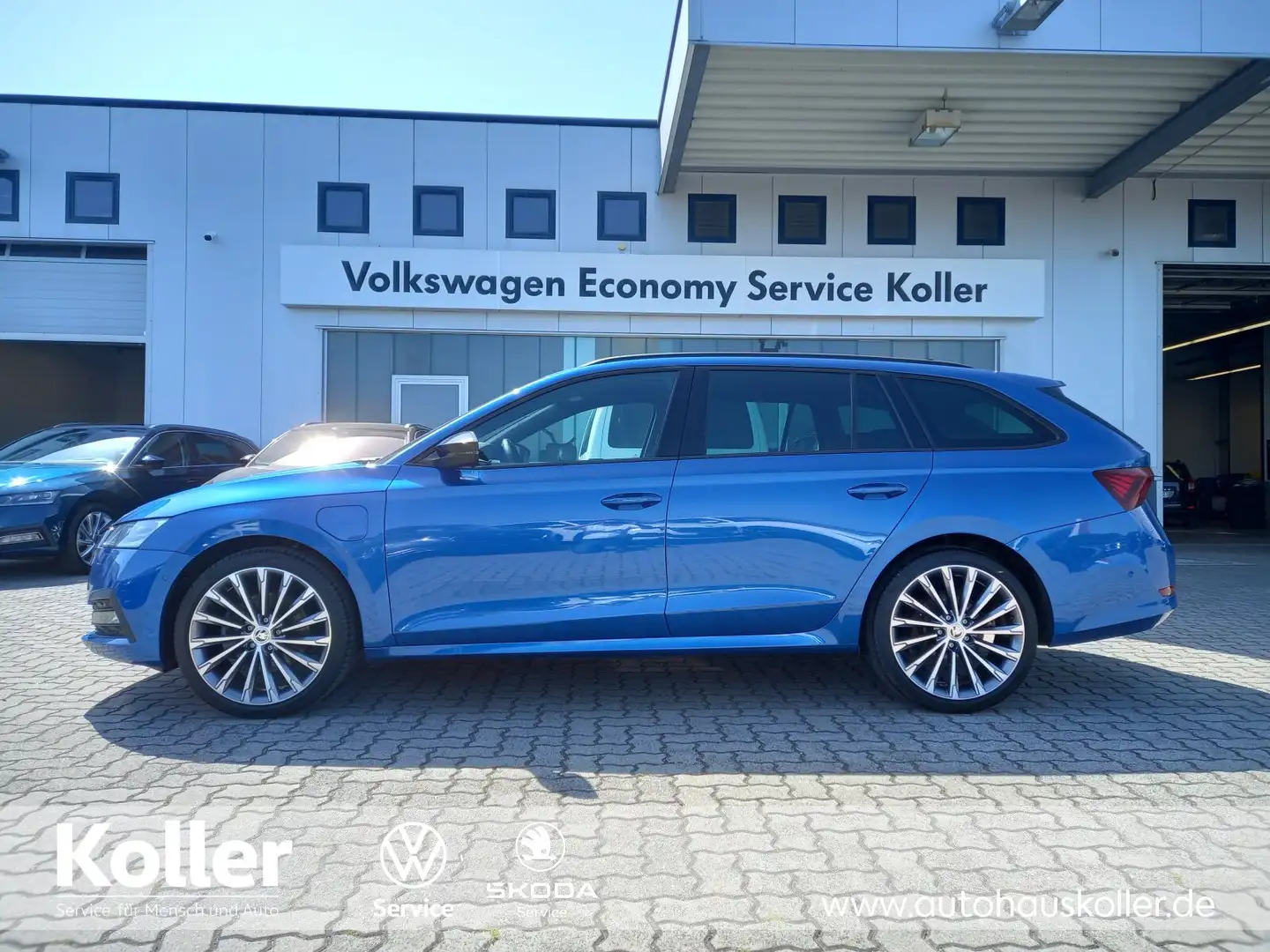 Skoda Octavia Octavia Combi 1.4 TSI iV DSG Sport Standheizung BC Blau - 2