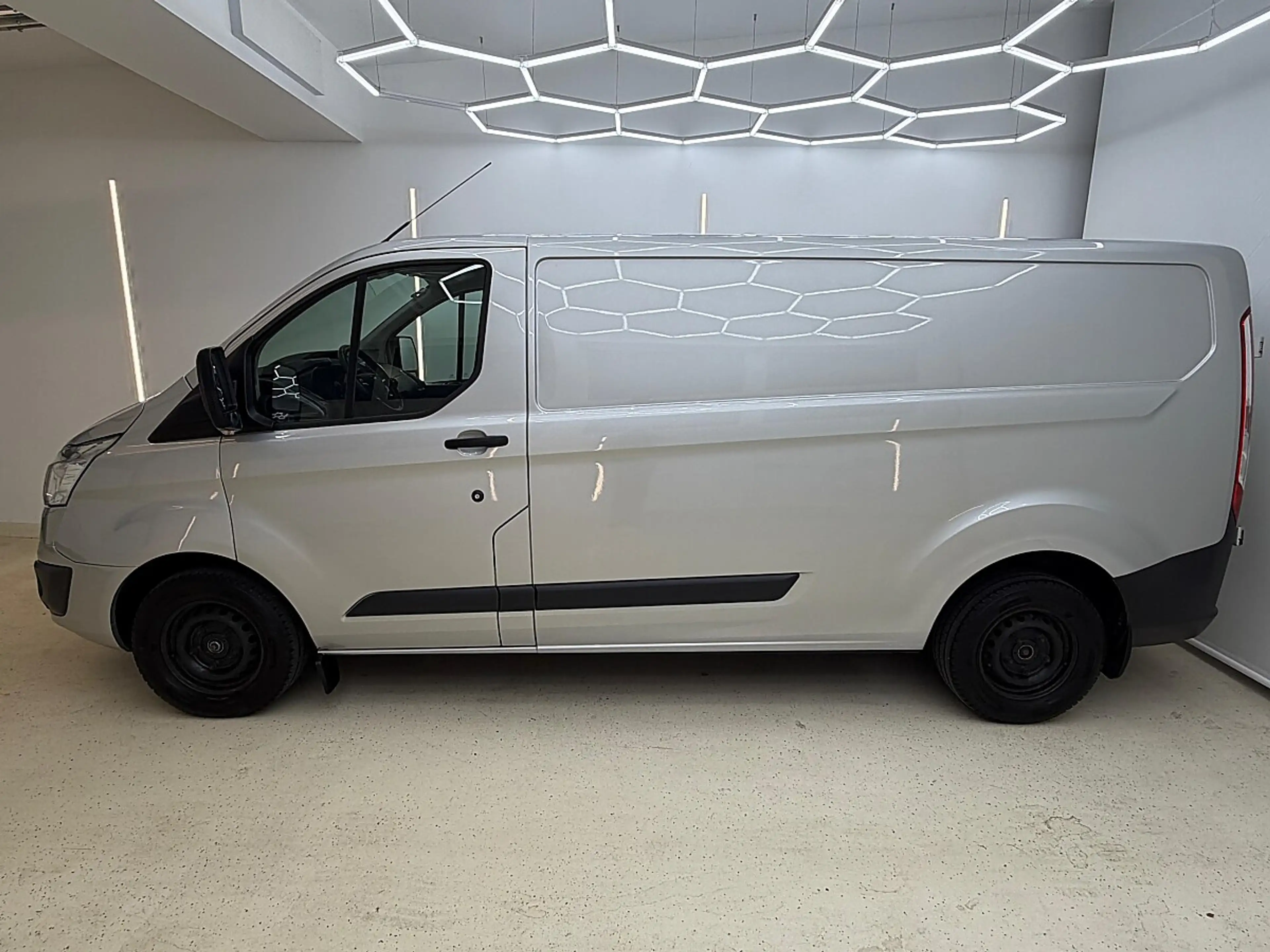 Ford Transit Custom 290 2,0TDCi L2H1 *Erstbesitz*Klima*Sitzheizung*... — photo 3