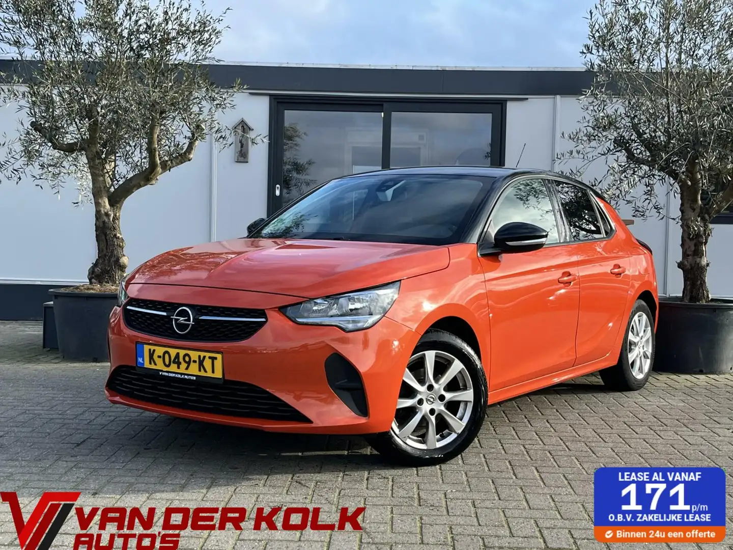 Opel Corsa 1.2 Edition Nieuwe D-Riem Navigatie Carplay Cruise Oranje - 1