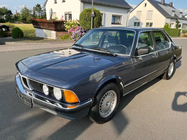 BMW 735 735 i Automatik H-Zulassung TÜV 09/2027