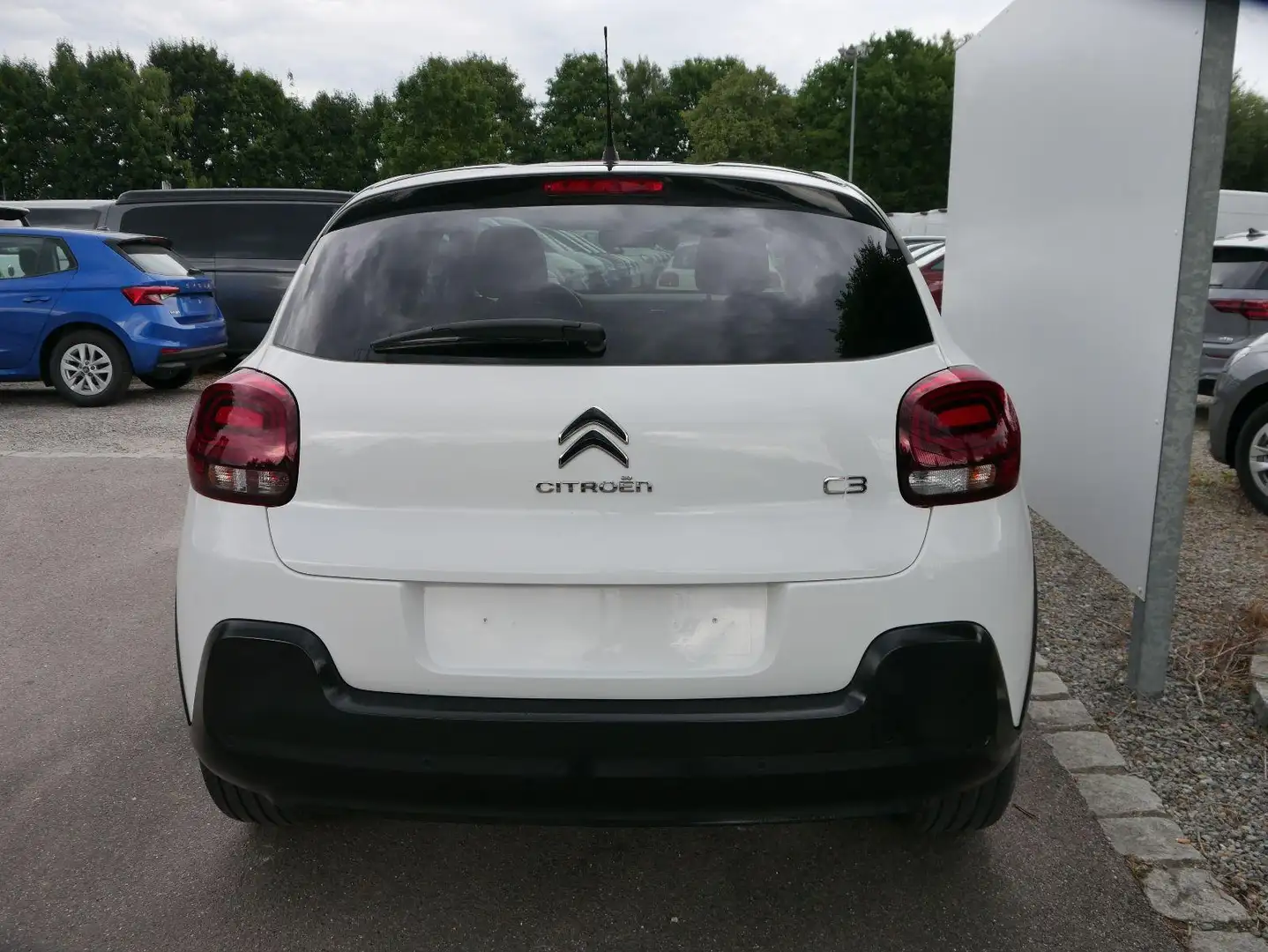 Citroen C3 PureTech 110 EAT6 Shine - S&S 110HP FWD Automatic* Negro - 2