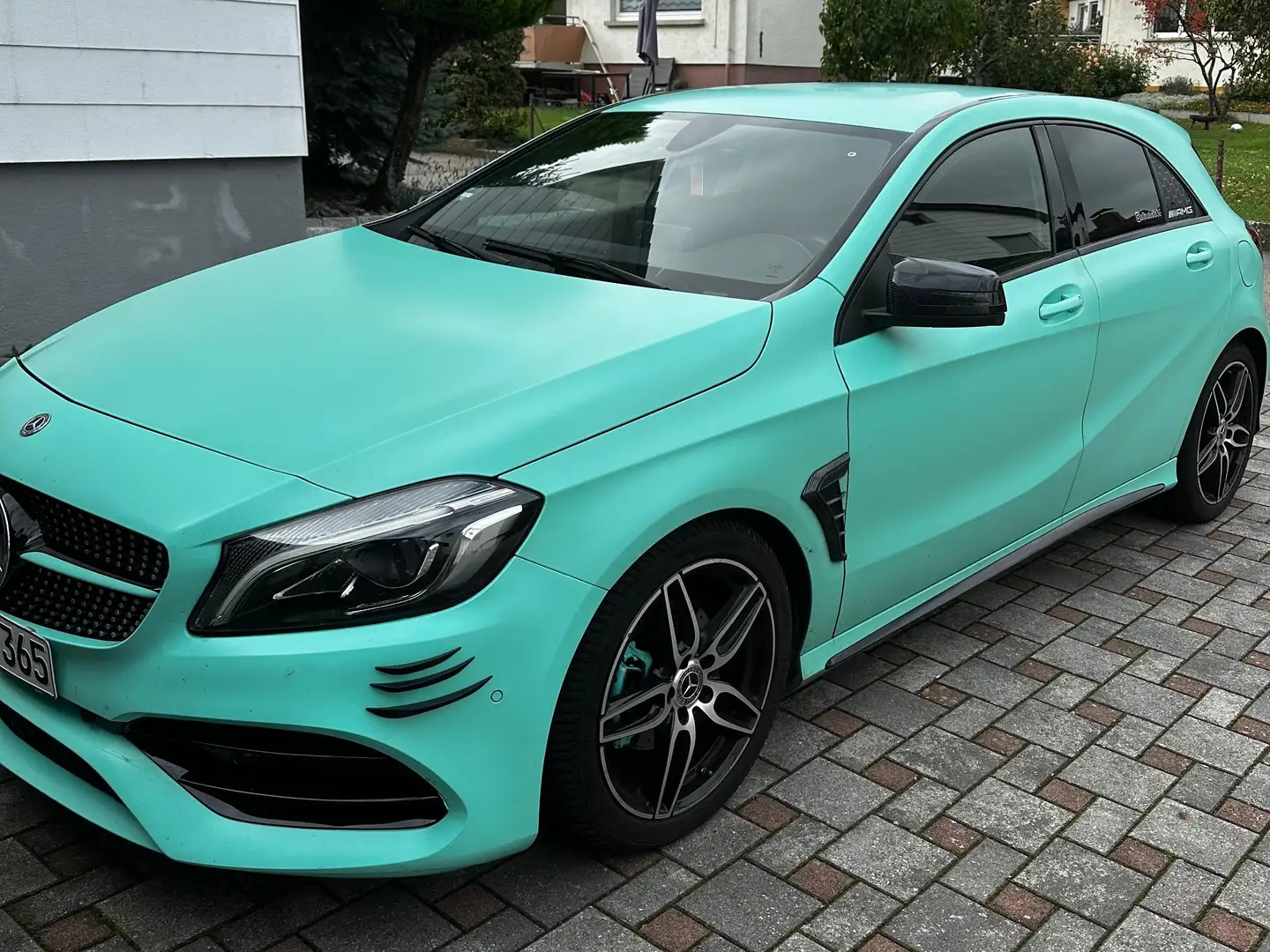 Mercedes-Benz 180 176 - 2