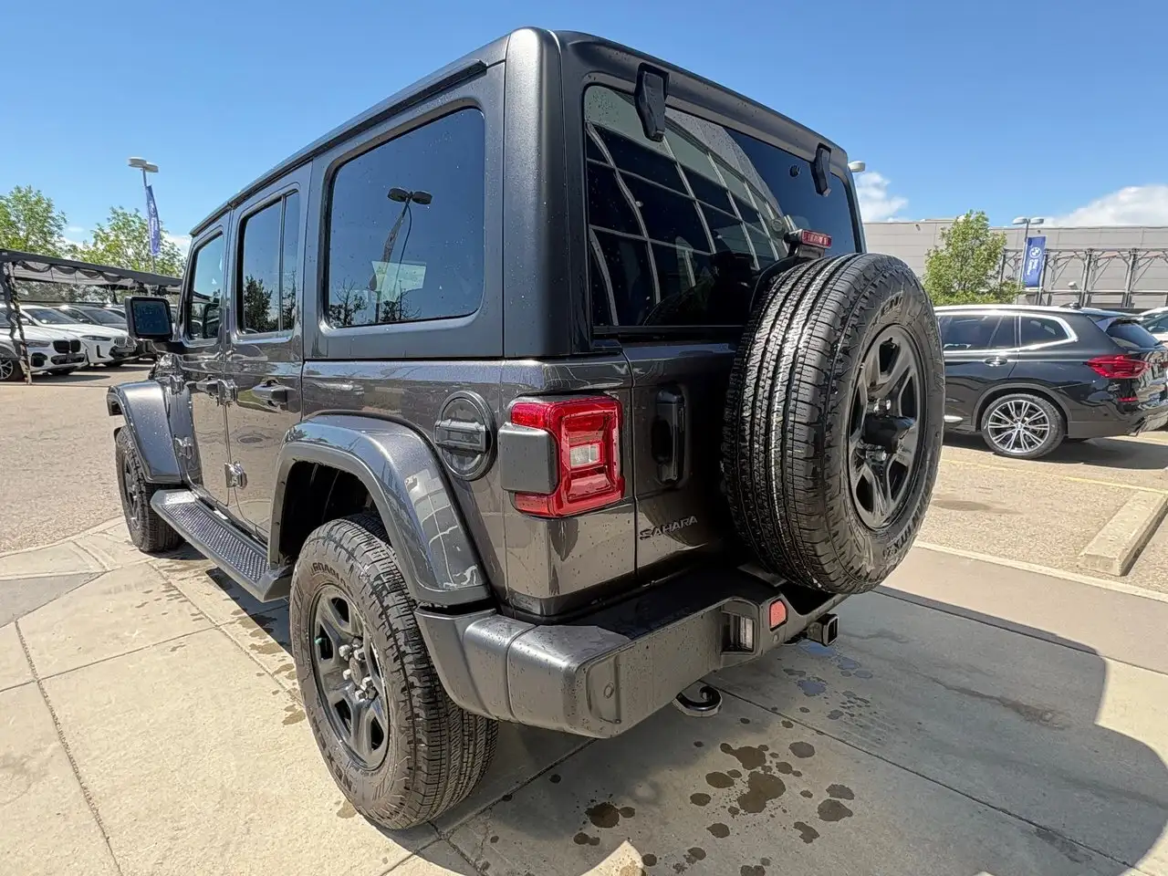 Jeep Wrangler photo Jeep Wrangler