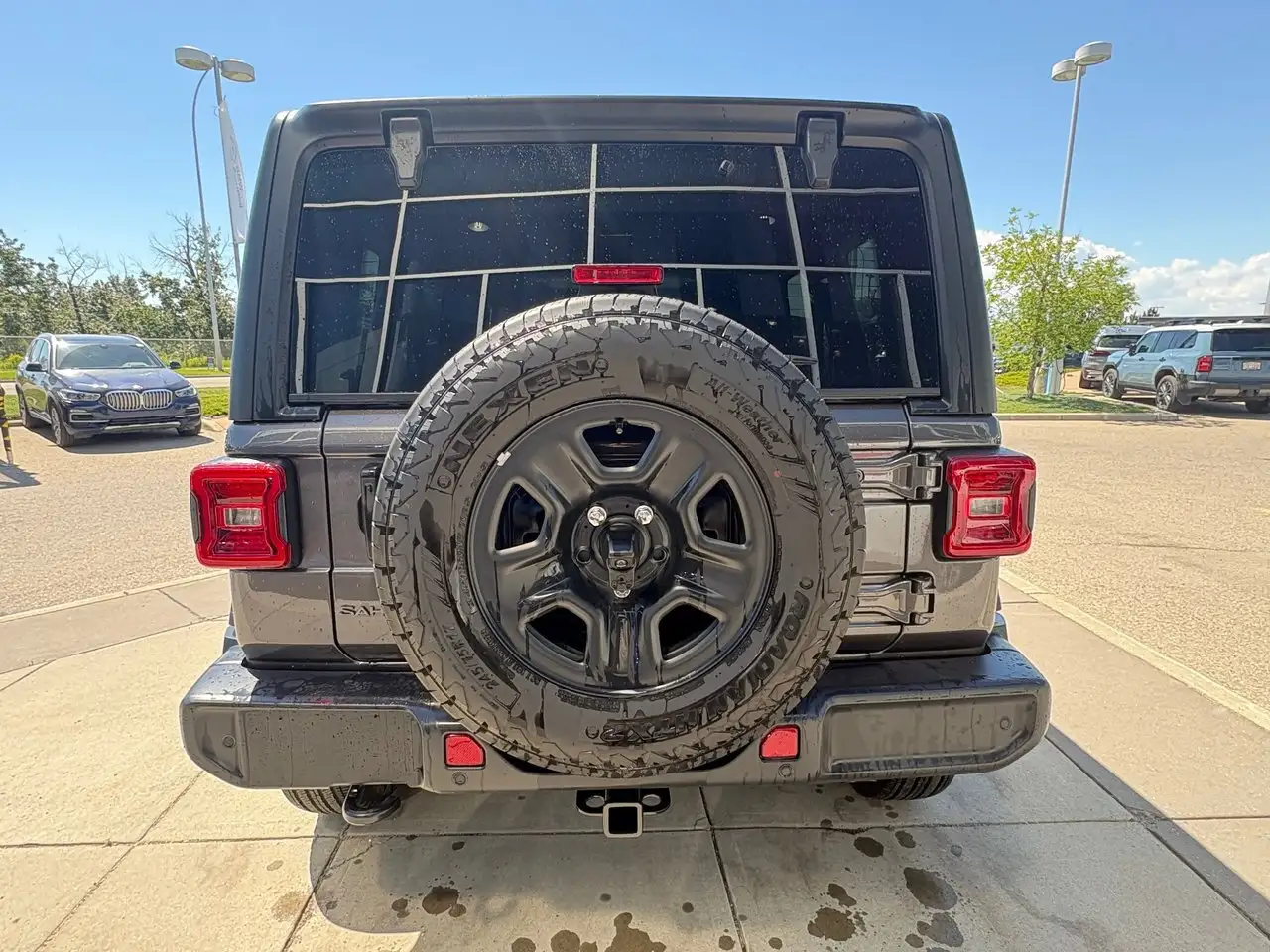 Jeep Wrangler photo Jeep Wrangler