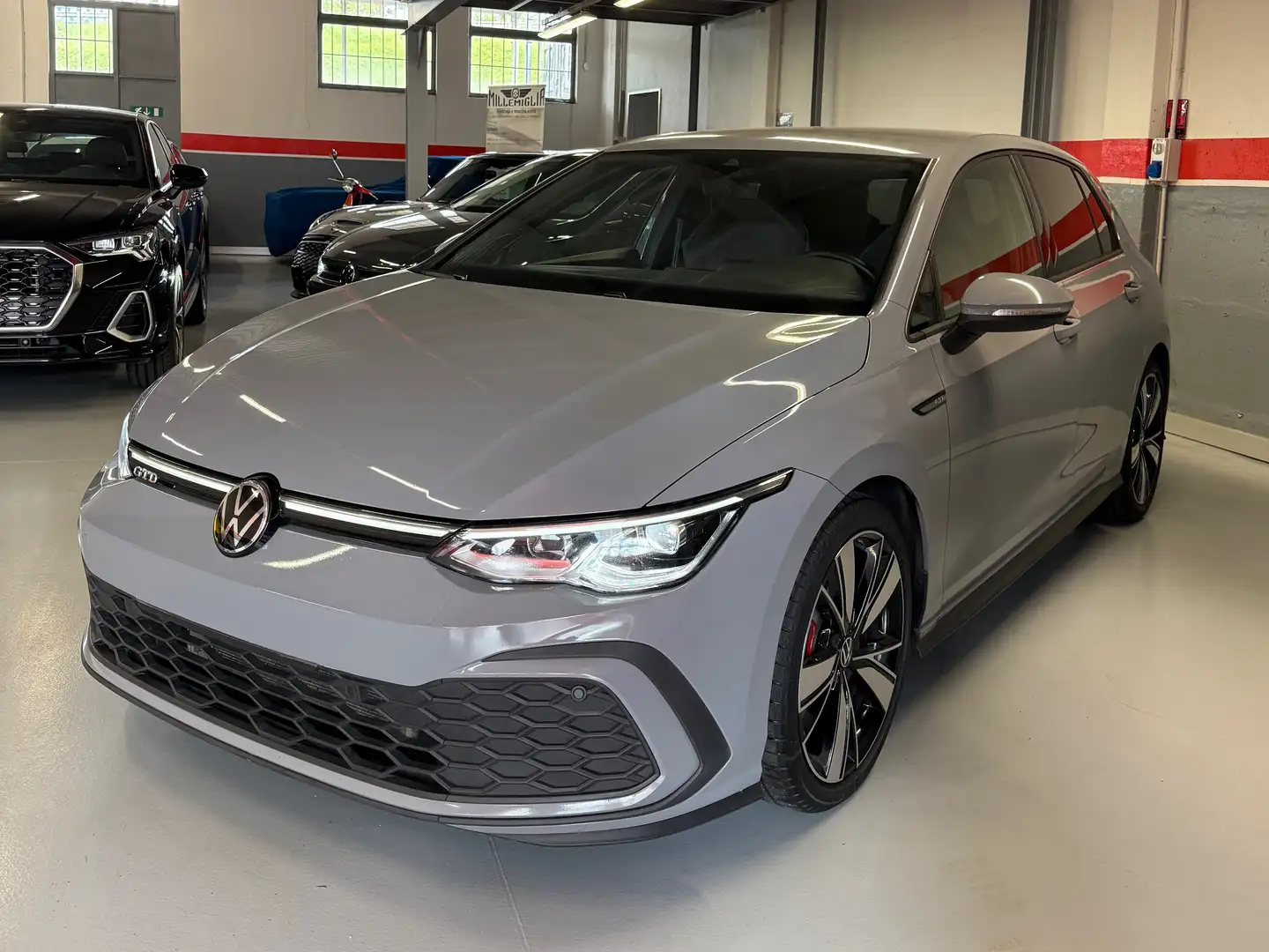 Volkswagen Golf GTD VIII 2.0 tdi GTD 200cv dsg - Harman /Kardon Grigio - 1